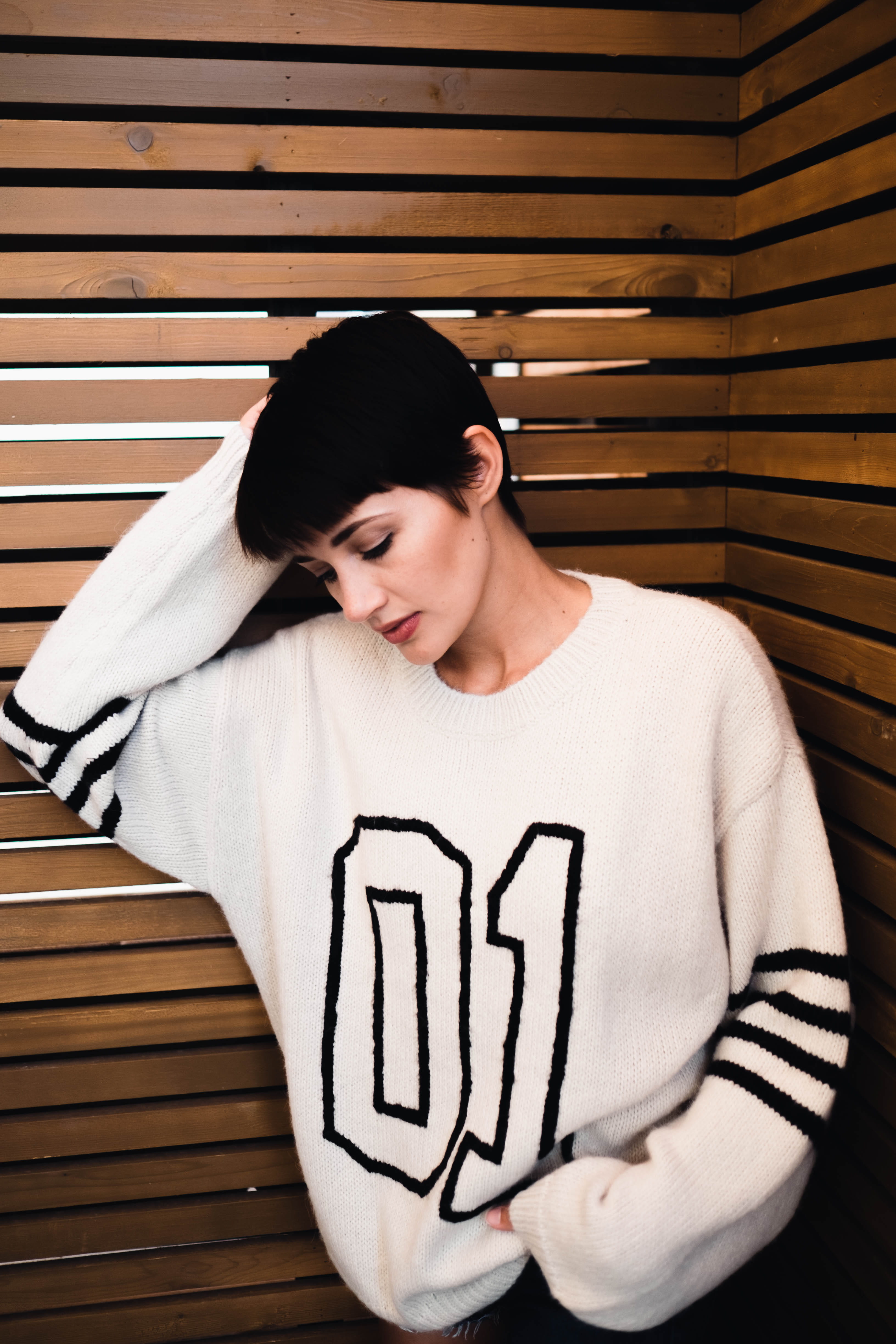 white, panelling, wooden, corner, wearing, beautiful woman, relaxation, young women, front view, female, portrait, wood, standing, boyfriend style, real people, Phone HD Wallpaper
