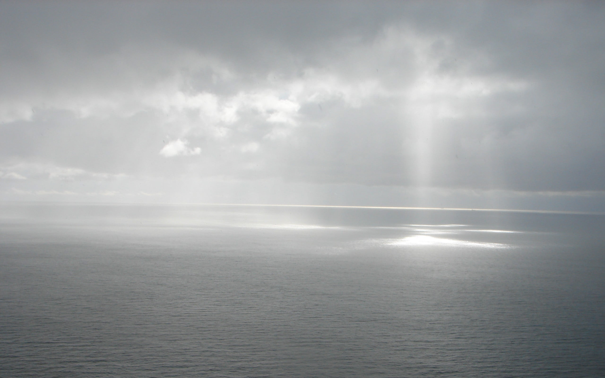 no people, day, idyllic, outdoors, white, horizon, nature, seascape, cloud - sky, 2K, horizon over water, tranquility, water, scenics - nature, sun rays, HD Wallpaper