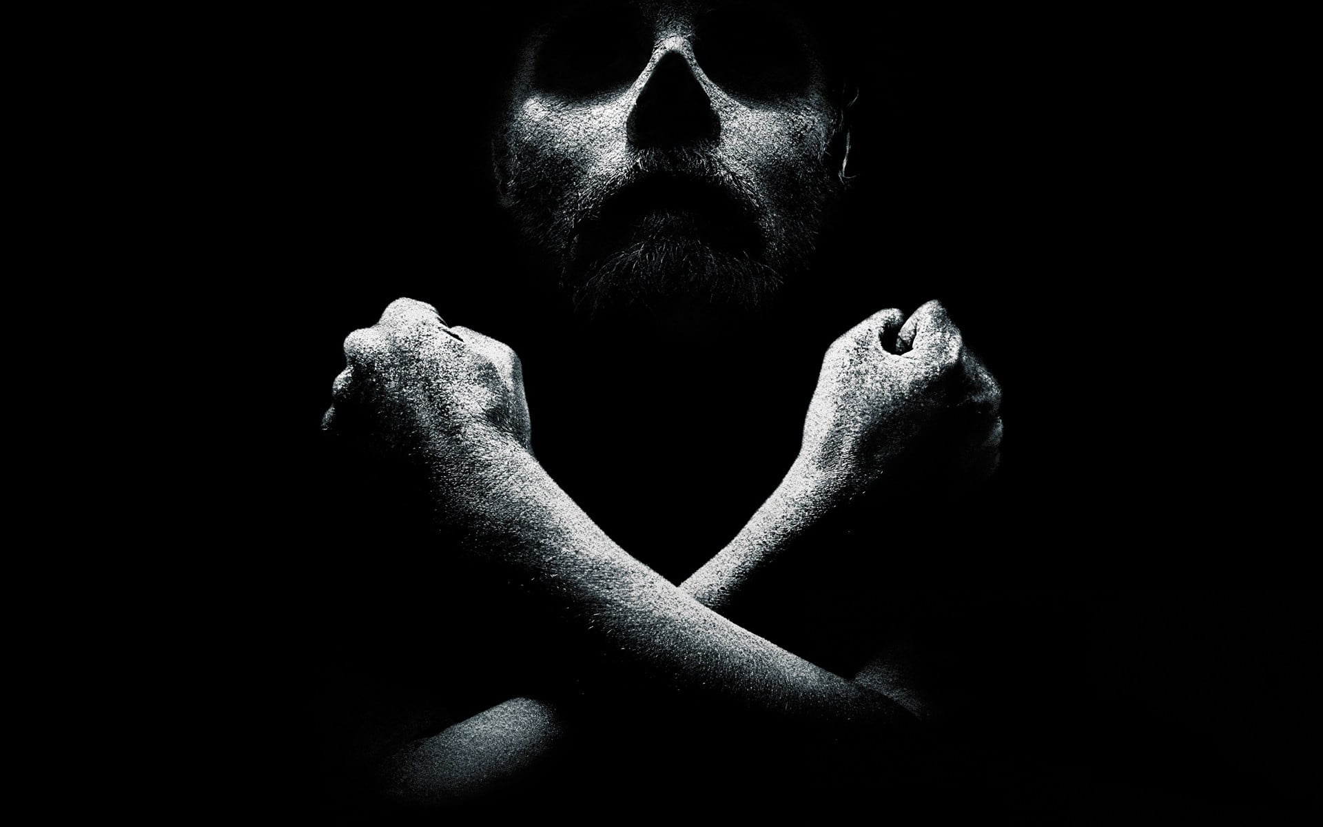 1080P, human limb, aggression, front view, Black Sails, adult, finger, headshot, human face, Starz, human body part, grayscale, man, TV, close-up, black background, HD Wallpaper