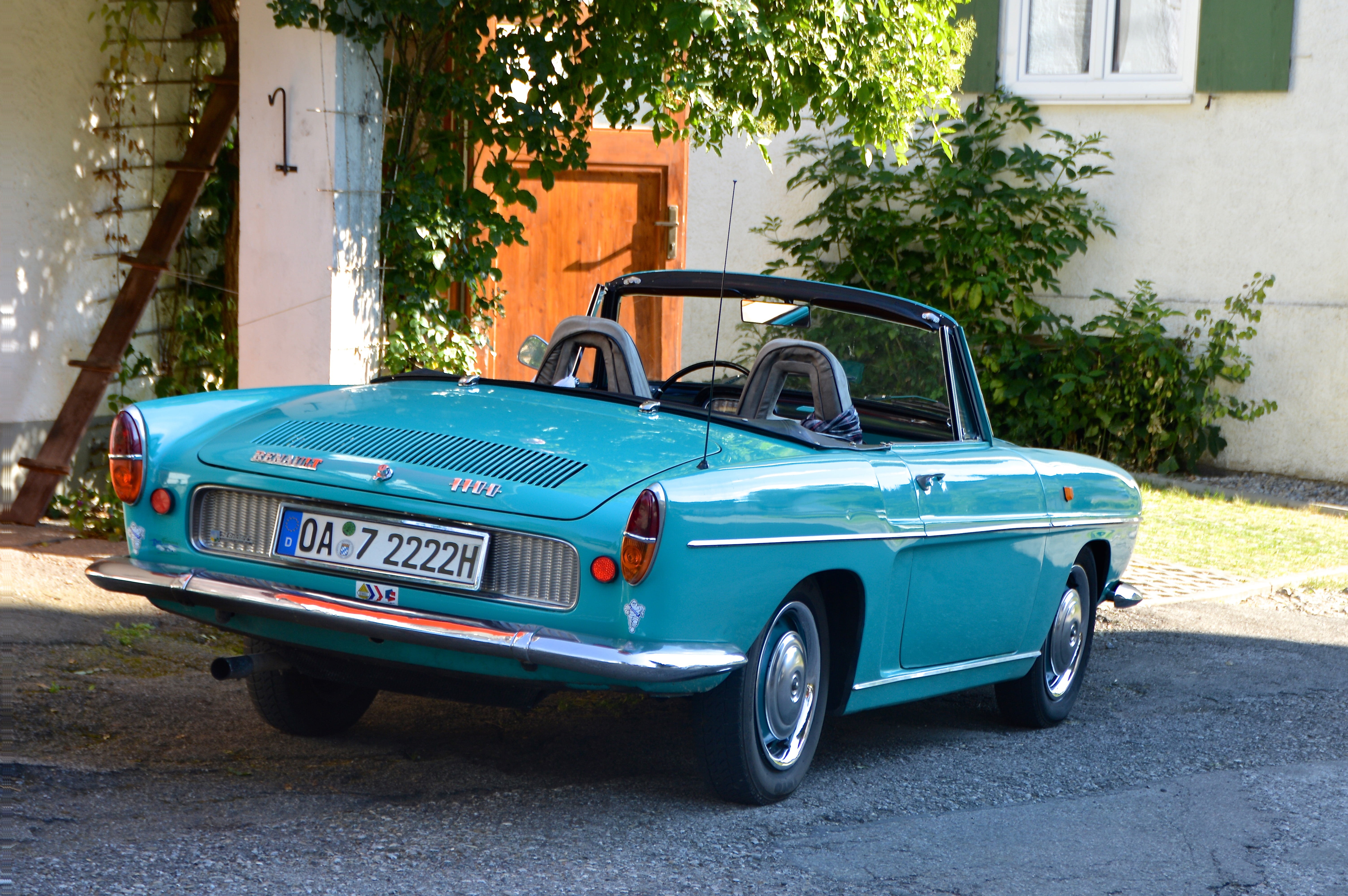 caprio, car, auto, blue, transportation, house, automobile, retro styled, augenschmaus, maintained, day, turquoise, 5K, building exterior, motor vehicle, HD Wallpaper