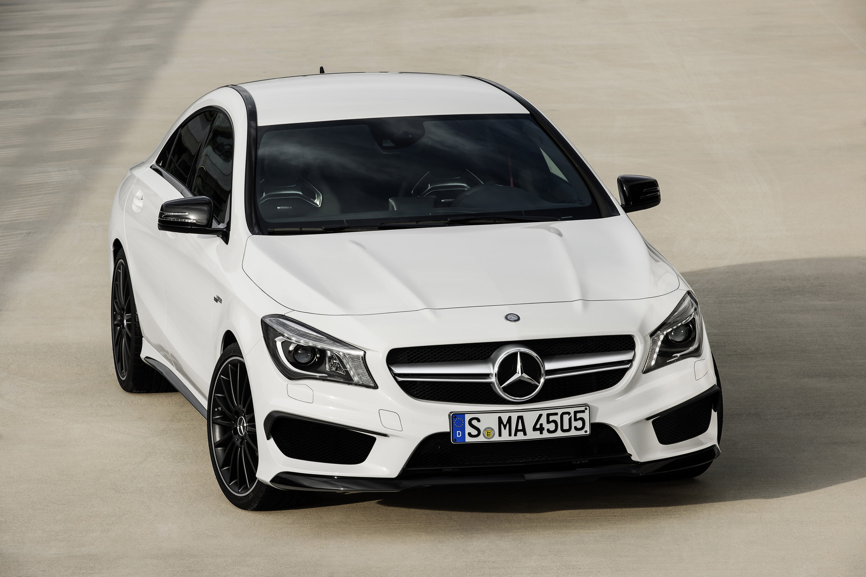 sports Car, sedan, hatchback, new, engine, car Dealership, car, benz, white color, no People, germany, white, indoors, land Vehicle, motor Vehicle, high angle view, HD Wallpaper