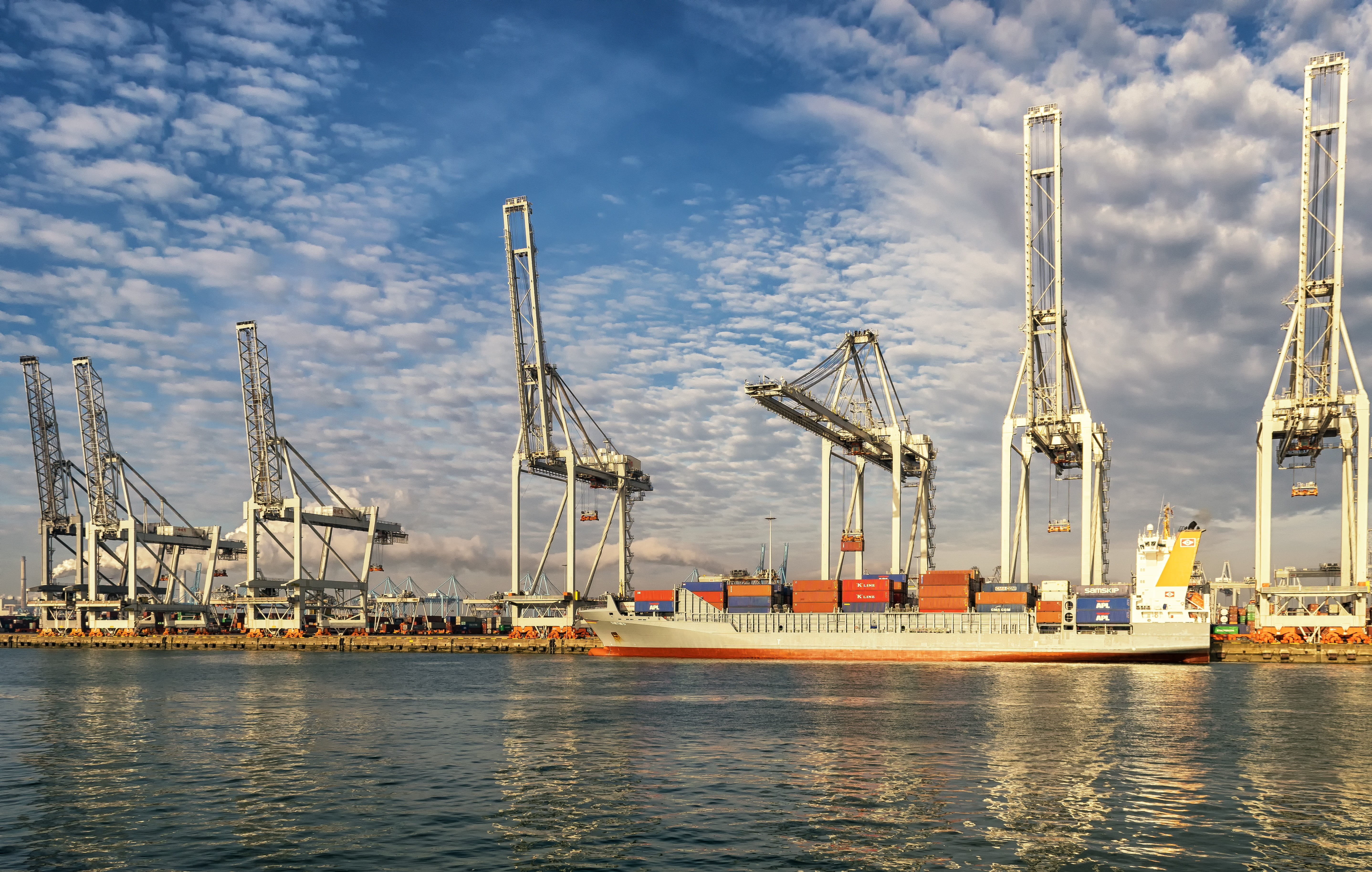 Port, transport, commercial dock, netherlands, container, machinery, waterfront, cranes, crane, industry, north sea, eur port, 5K, holland, harbor, discharge, HD Wallpaper
