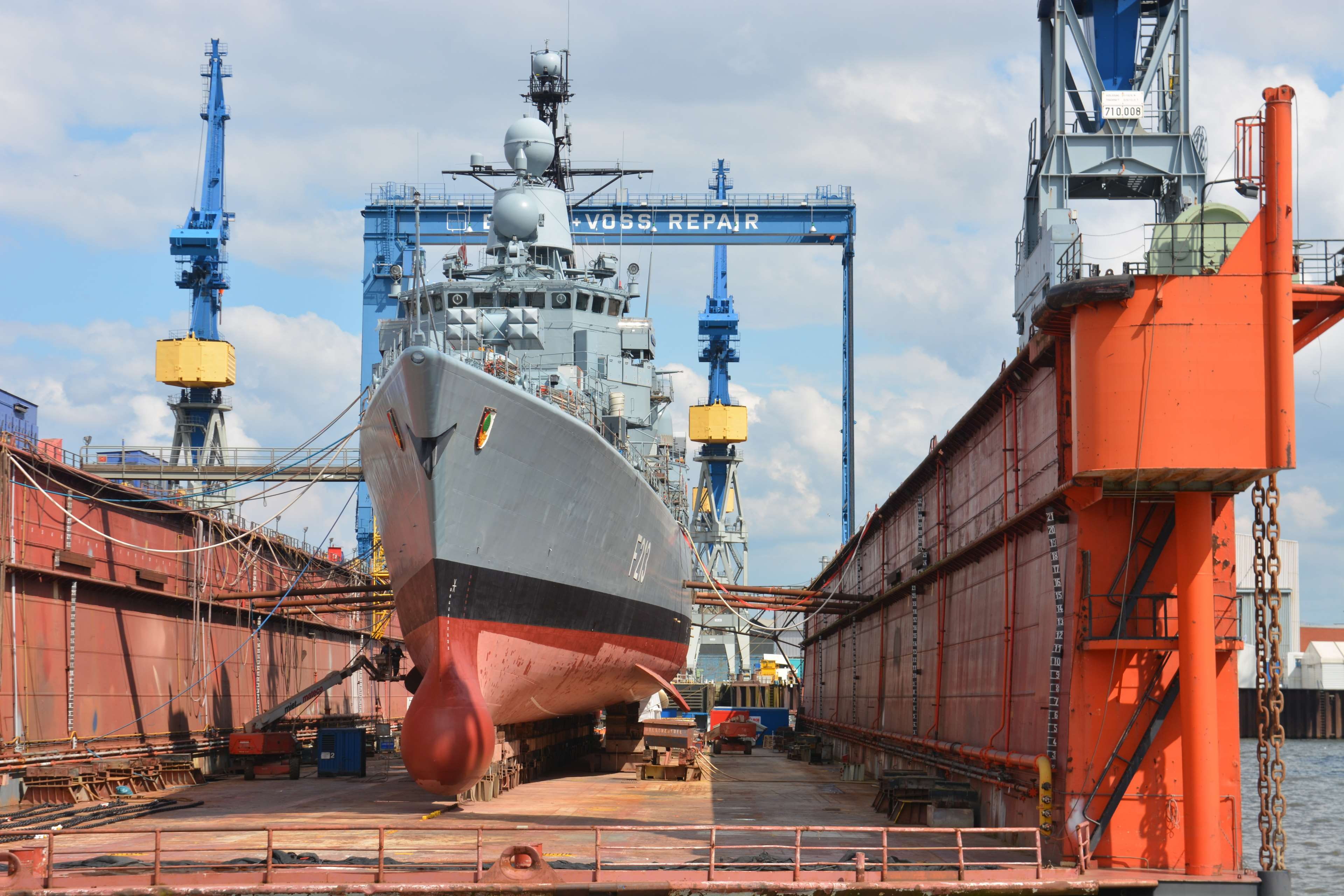 nautical vessel, sky, ship, no people, built structure, harbor, transportation, frigate, mode of transportation, container, day, pier, cranes, blohm and voss, HD Wallpaper