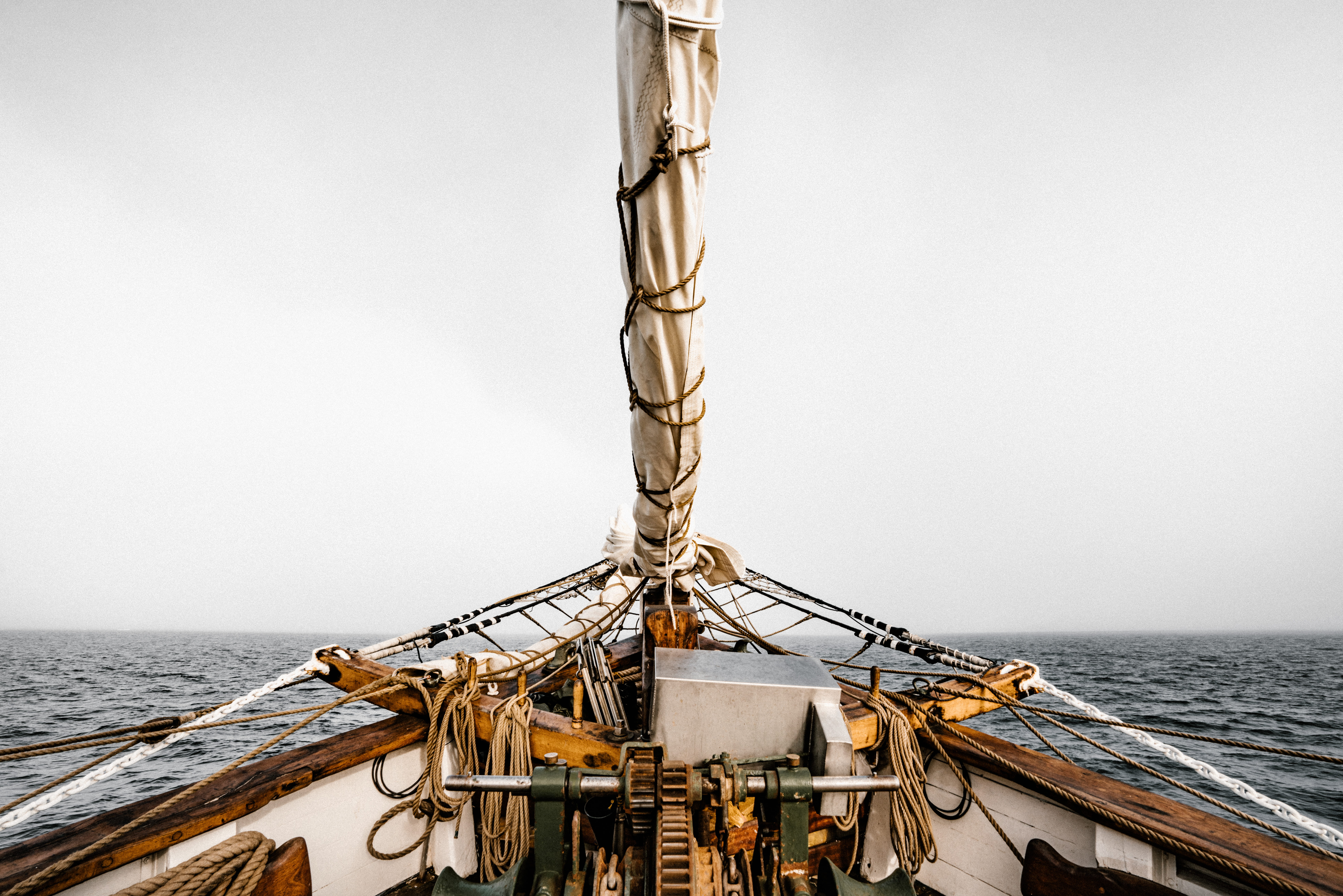 day, nature, ship, wood - material, sailboat, boat deck, transportation, copy space, exploration, horizon over water, nautical vessel, no people, grey, HD Wallpaper