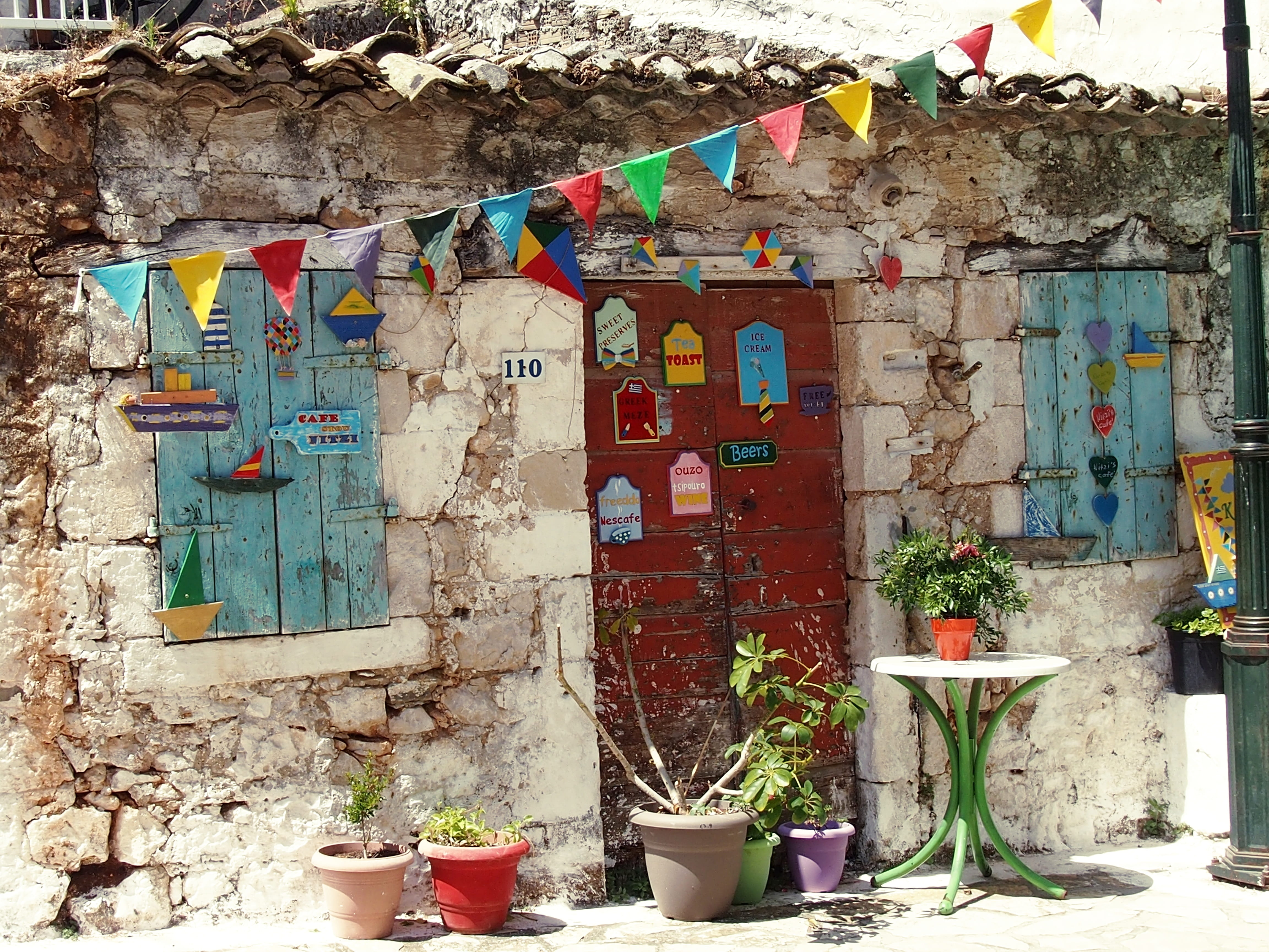 flower, nature, window, building, Wall, funny, old, port, stone wall, facade, flowering plant, Pennants, wall - building feature, shutters, house, growth, HD Wallpaper