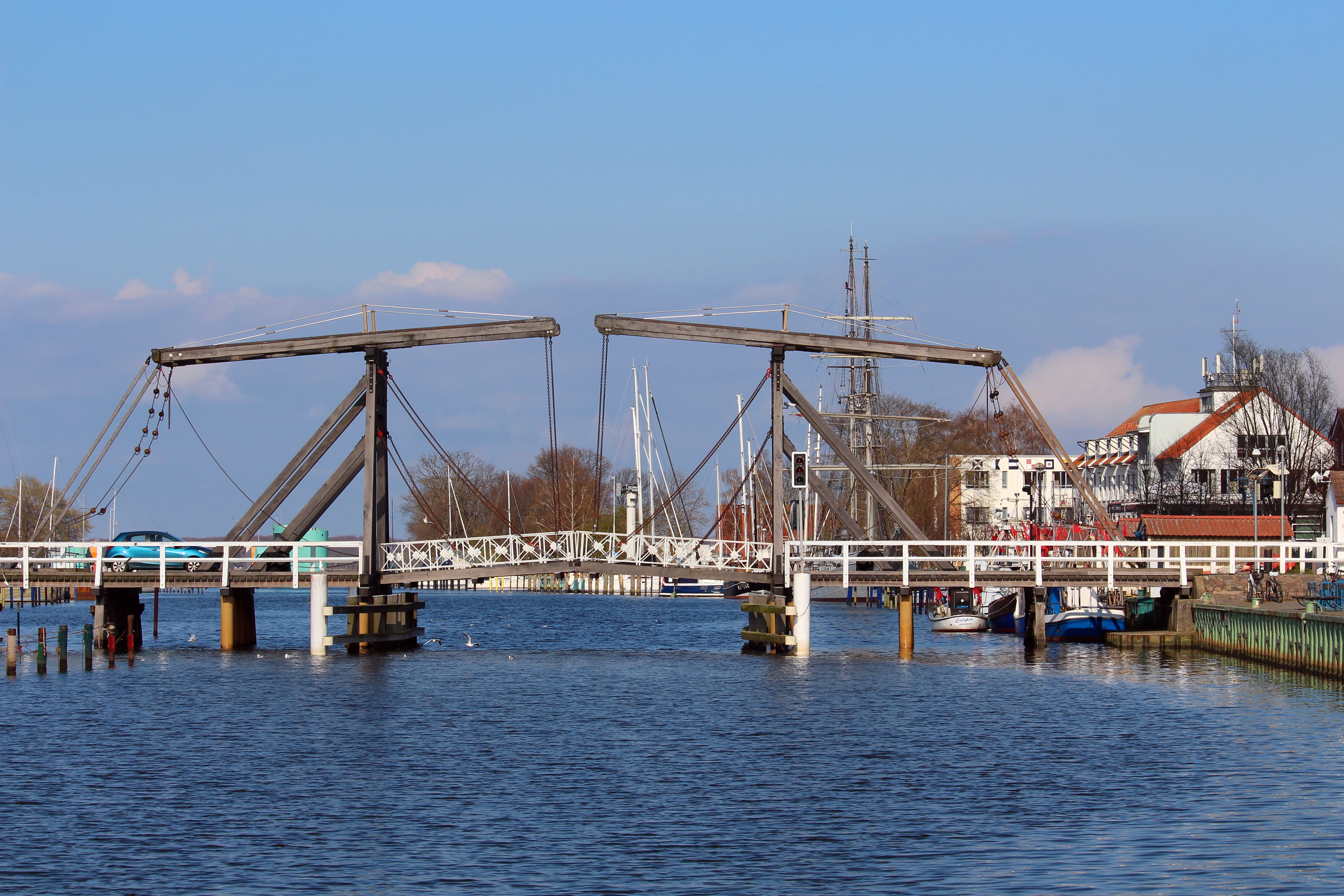 blue, tourism, greifswald wieck, connection, bridge - man made structure, water, boats, historical bridge, historic preservation, vacations, port, eldena, HD Wallpaper
