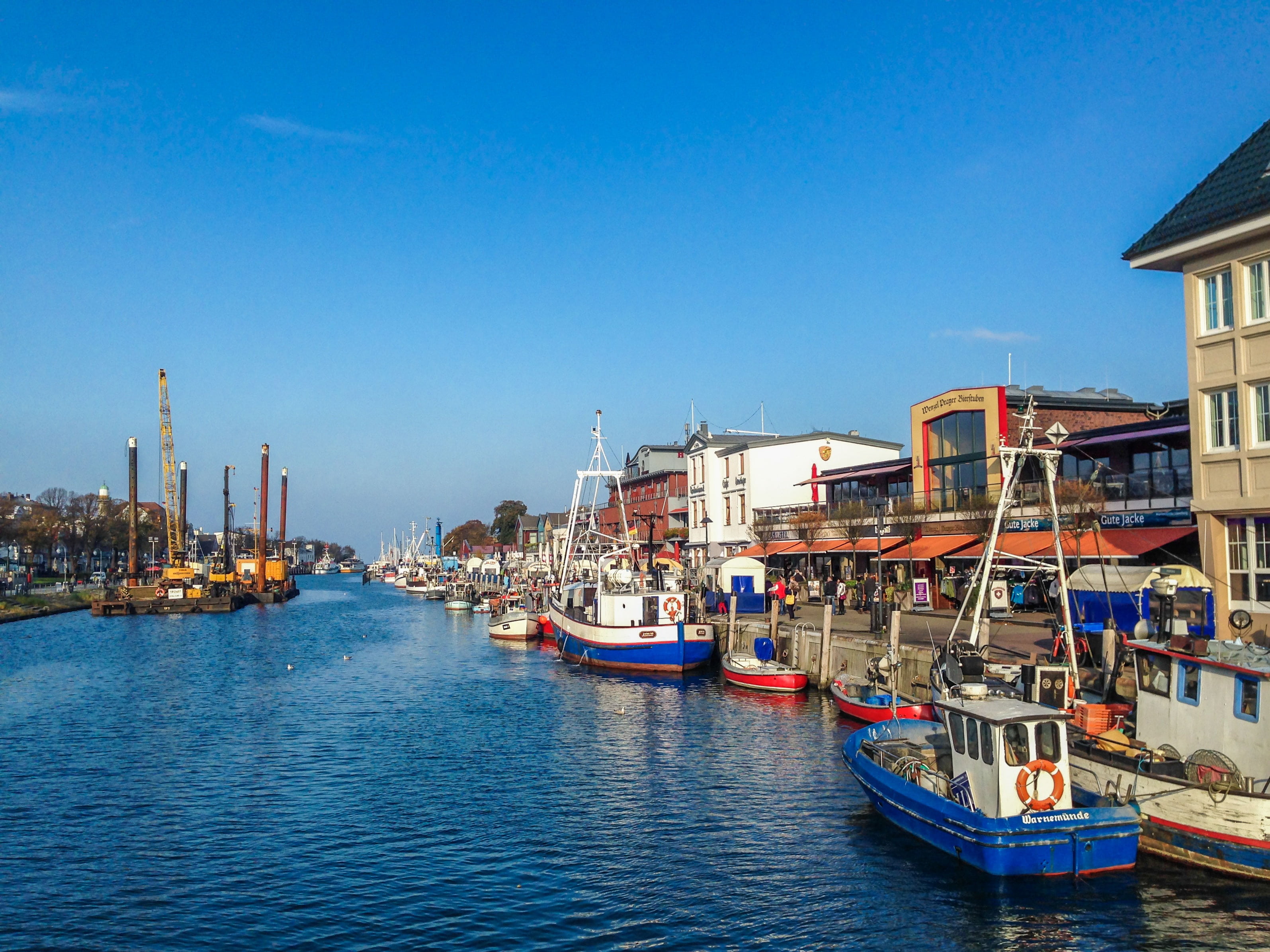 no people, 2K, nature, coast, harbor, old town, building, old power, fischer, built structure, outdoors, canal, blue, clear sky, holiday, mecklenburg, HD Wallpaper