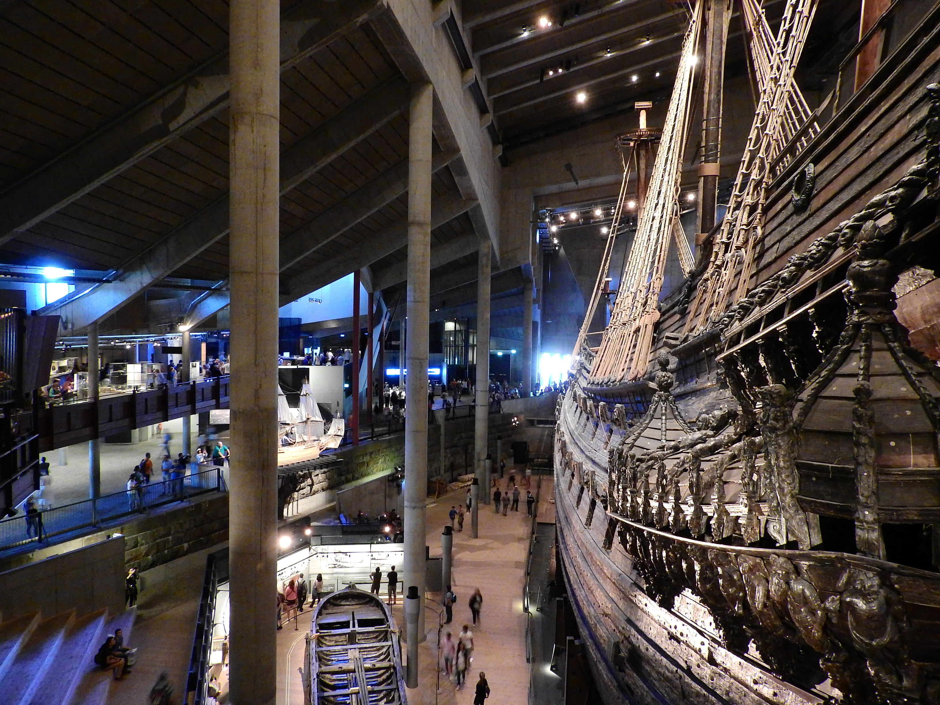 indoors, warship, incidental people, mode of transportation, canal, ship, architecture, illuminated, museet, fuel and power generation, reflection, transportation, HD Wallpaper