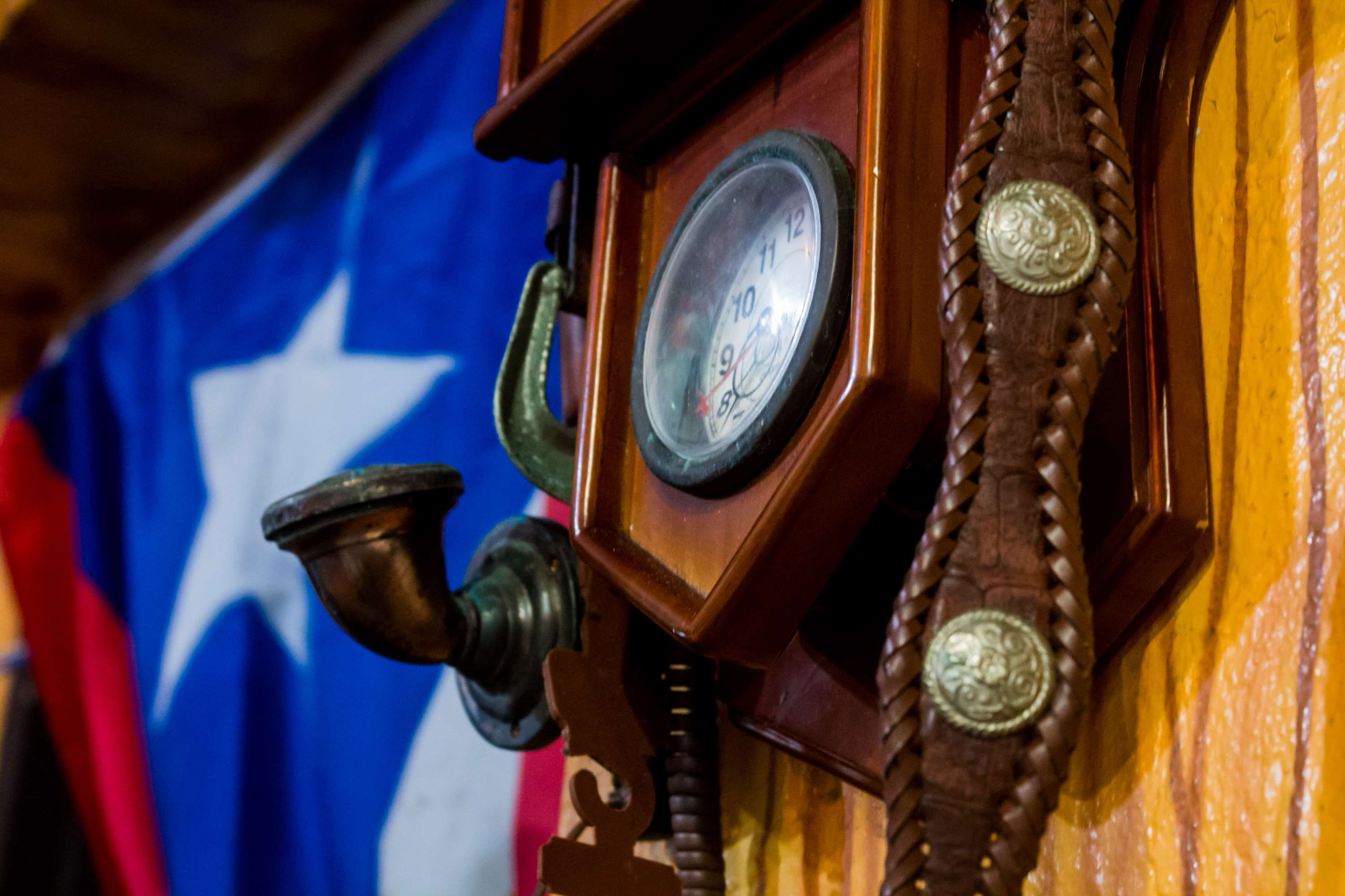 multi colored, blue, the past, antique, close-up, flag, 2K, music, horse tackle, day, ornate, old phone, san juan puerto rico, history, old, architecture, HD Wallpaper