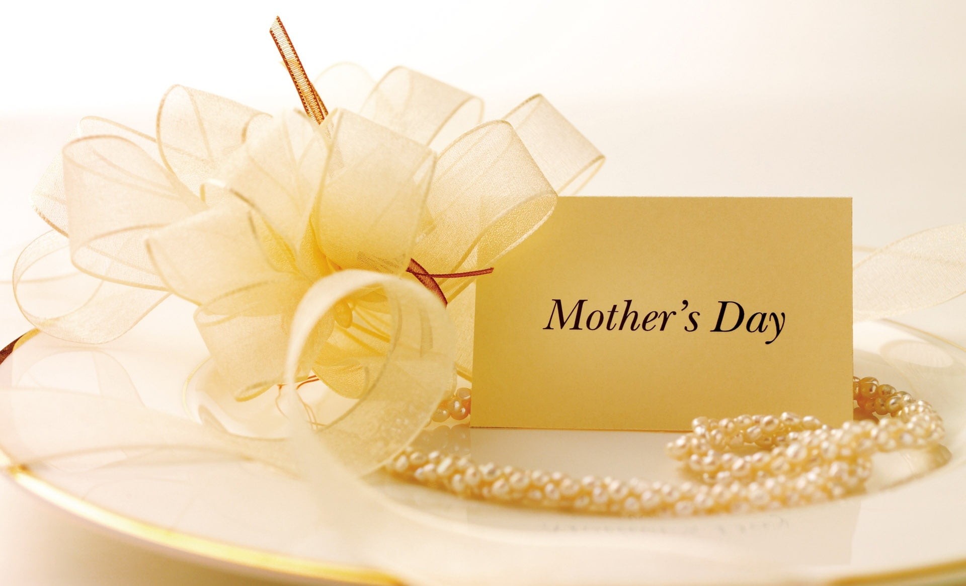 mother day, no people, mother, love, gold colored, festival, sweet, event, studio shot, gift, white background, decoration, necklace, still life, food and drink, HD Wallpaper