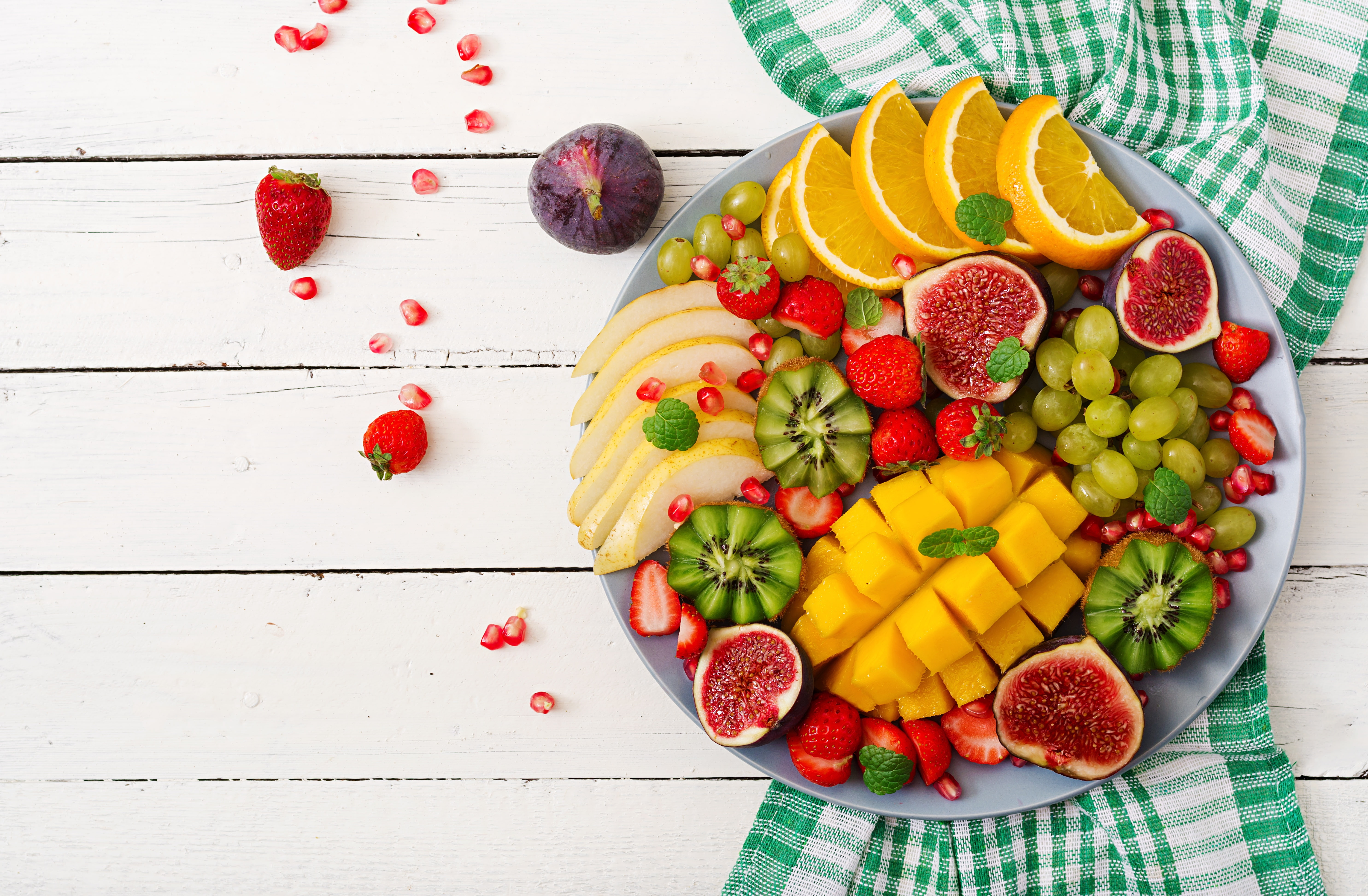 no people, Food, meal, food and drink, studio shot, freshness, fig, berry fruit, wellbeing, indoors, snack, multi colored, grape, fruit salad, strawberry, HD Wallpaper