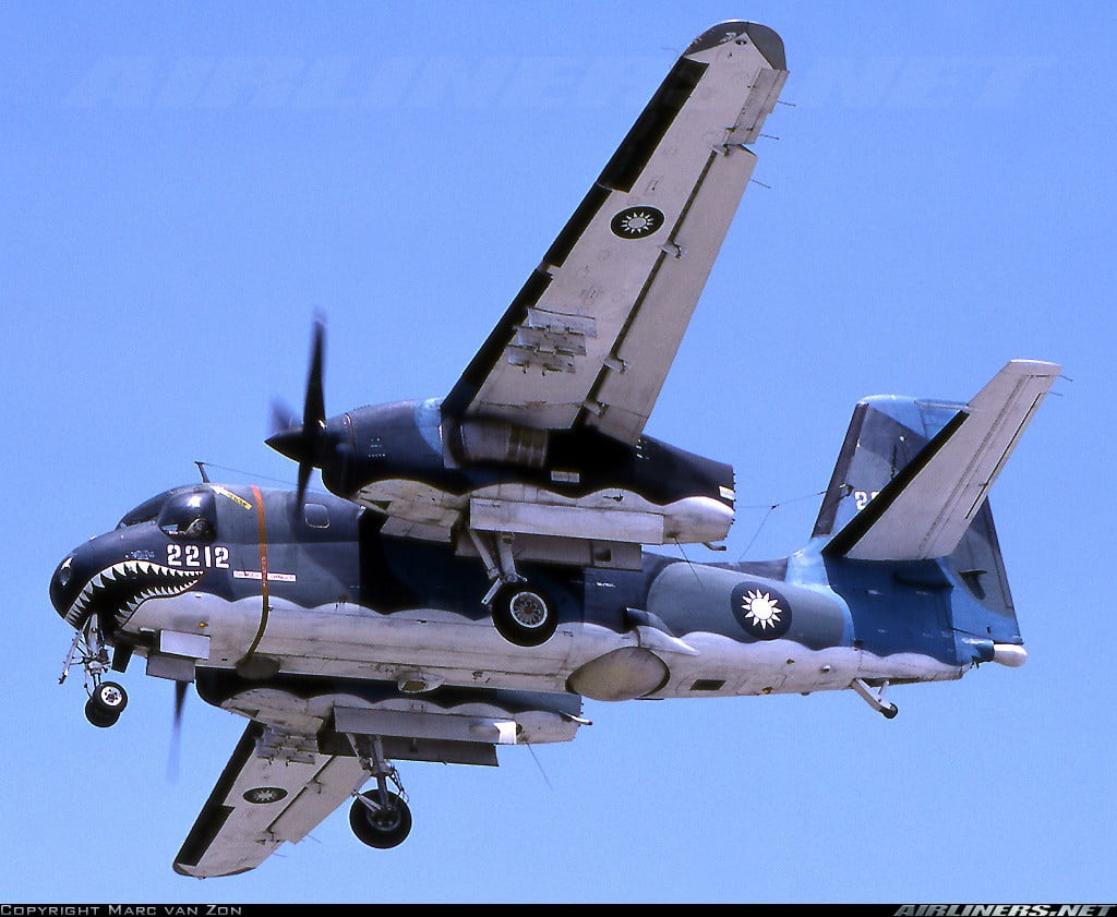 black, air vehicle, sky, fighter plane, nature, no people, low angle view, army, 480P, plane, tool, military airplane, military, outdoors, aircraft, Grumman S-2 Tracker, HD Wallpaper