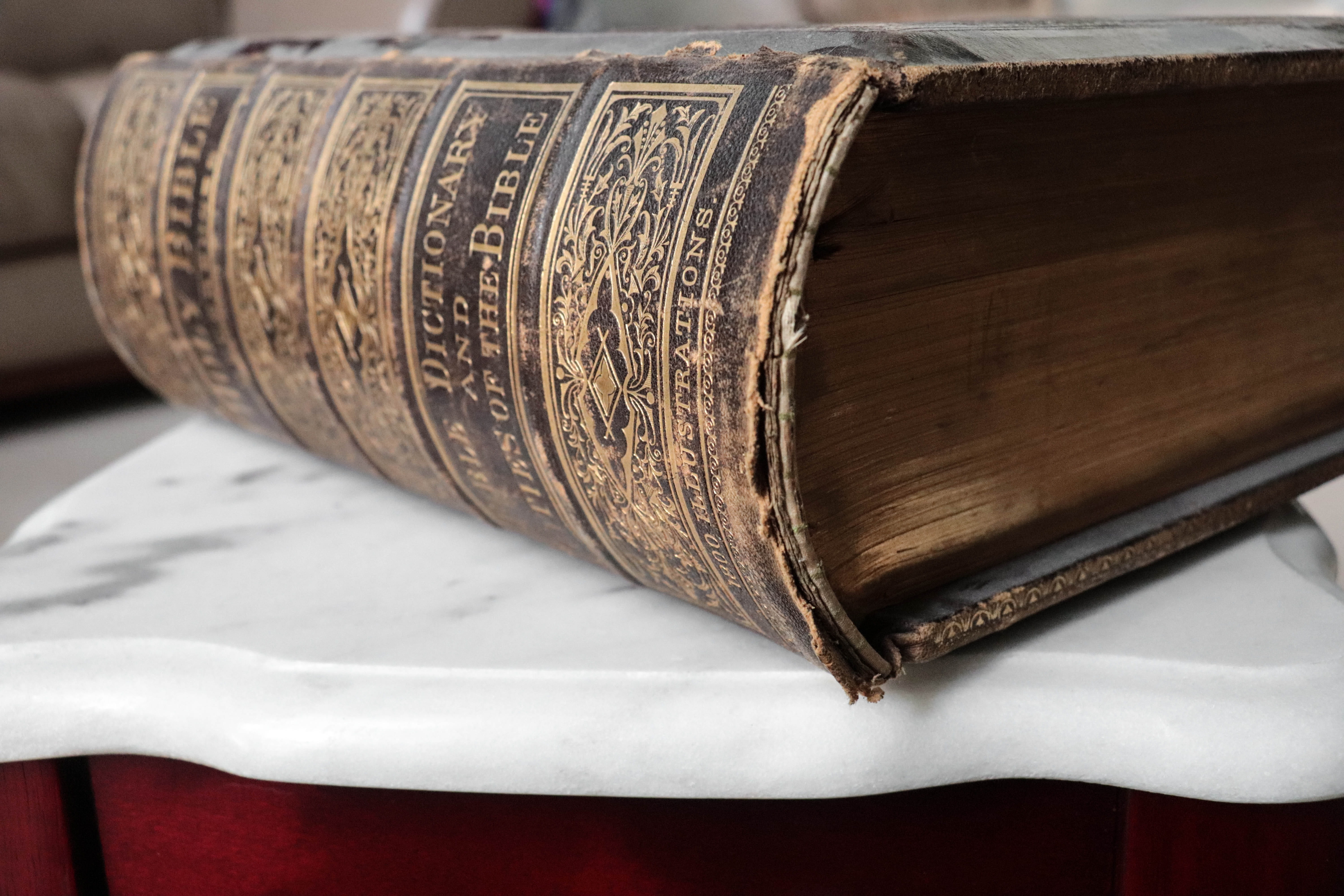 indoors, family bible, literature, bible, 5K, christianity, leather, two objects, book, testament, table, architecture, old bible, old, ancient text, still life, HD Wallpaper