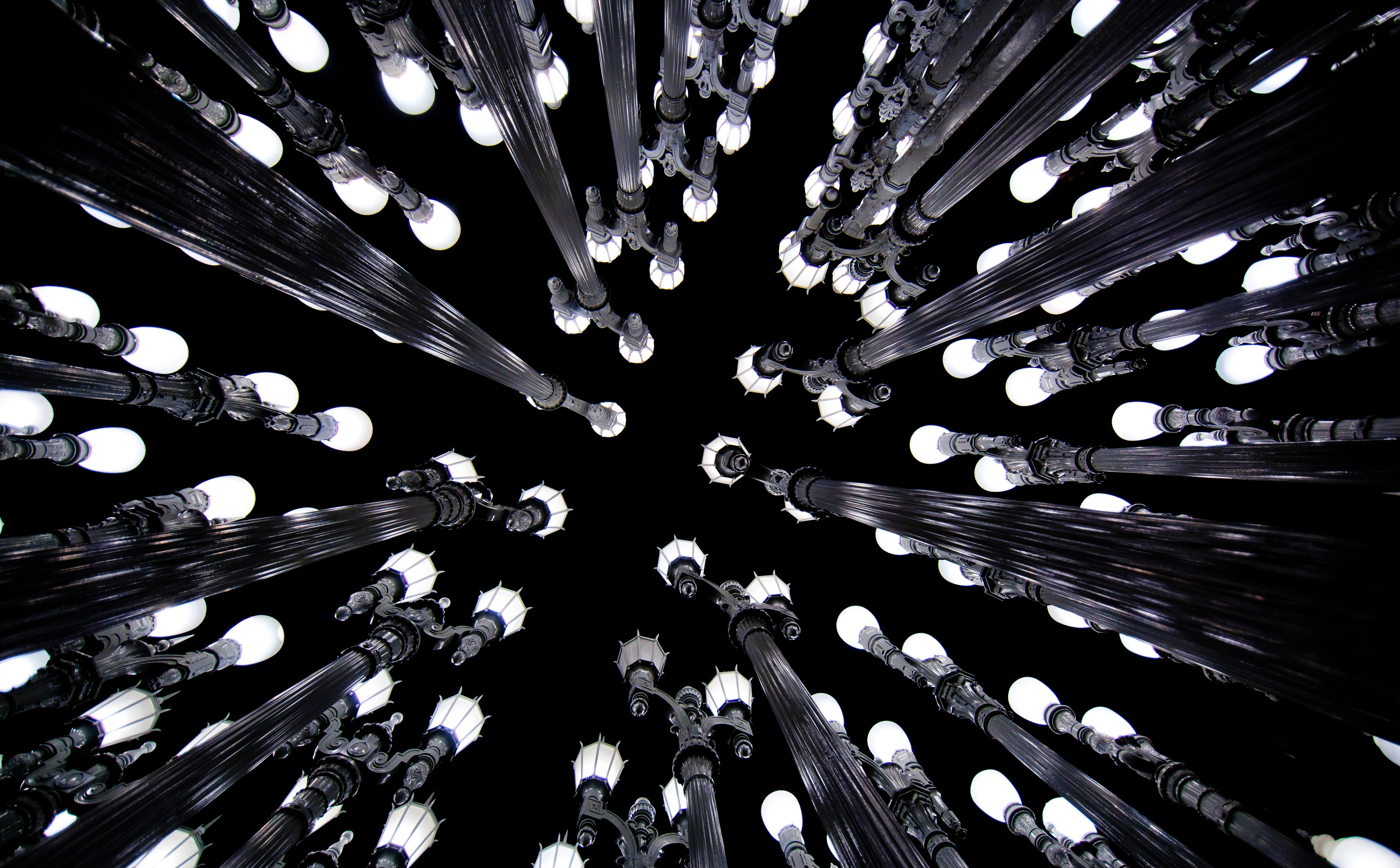 chris burden, abundance, night, heart, decoration, low angle view, usa, gray, illuminated, LACMA, hanging, Los Angeles County Museum of Art, post, Black and White, HD Wallpaper