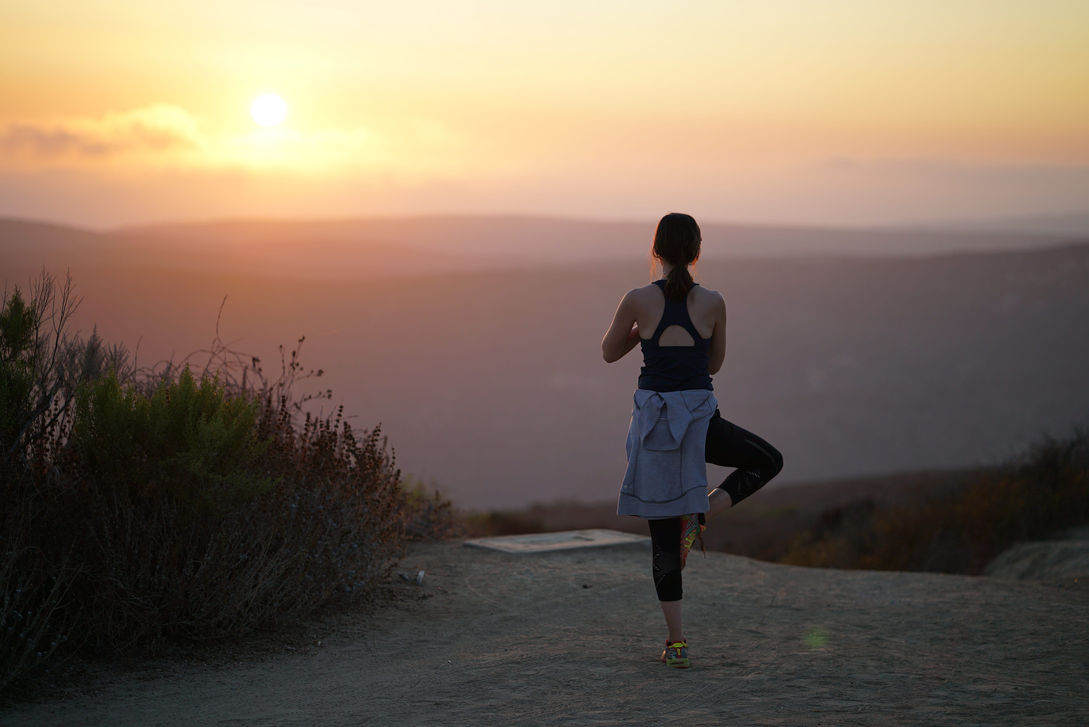 hike, one person, outdoors, usa, idyllic, fog, sun, evening, full length, men, nature, scenics - nature, real people, yoga, summer, top of the world, california, HD Wallpaper