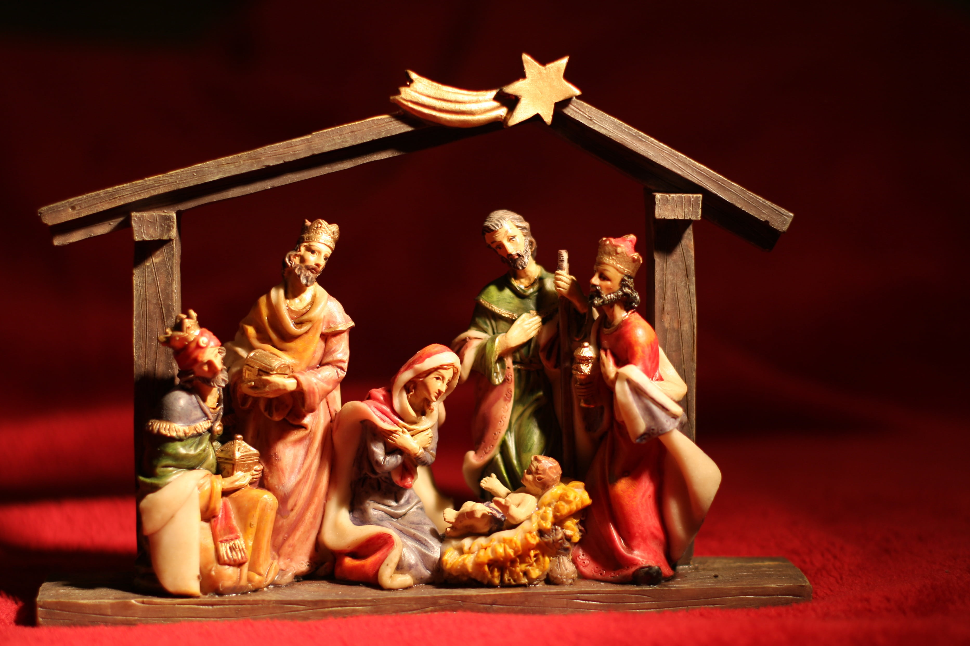 history, crib, mood, belief, decoration, spirituality, 2K, faith, architecture, church, government, black, art and craft, advent, female likeness, christianity, HD Wallpaper
