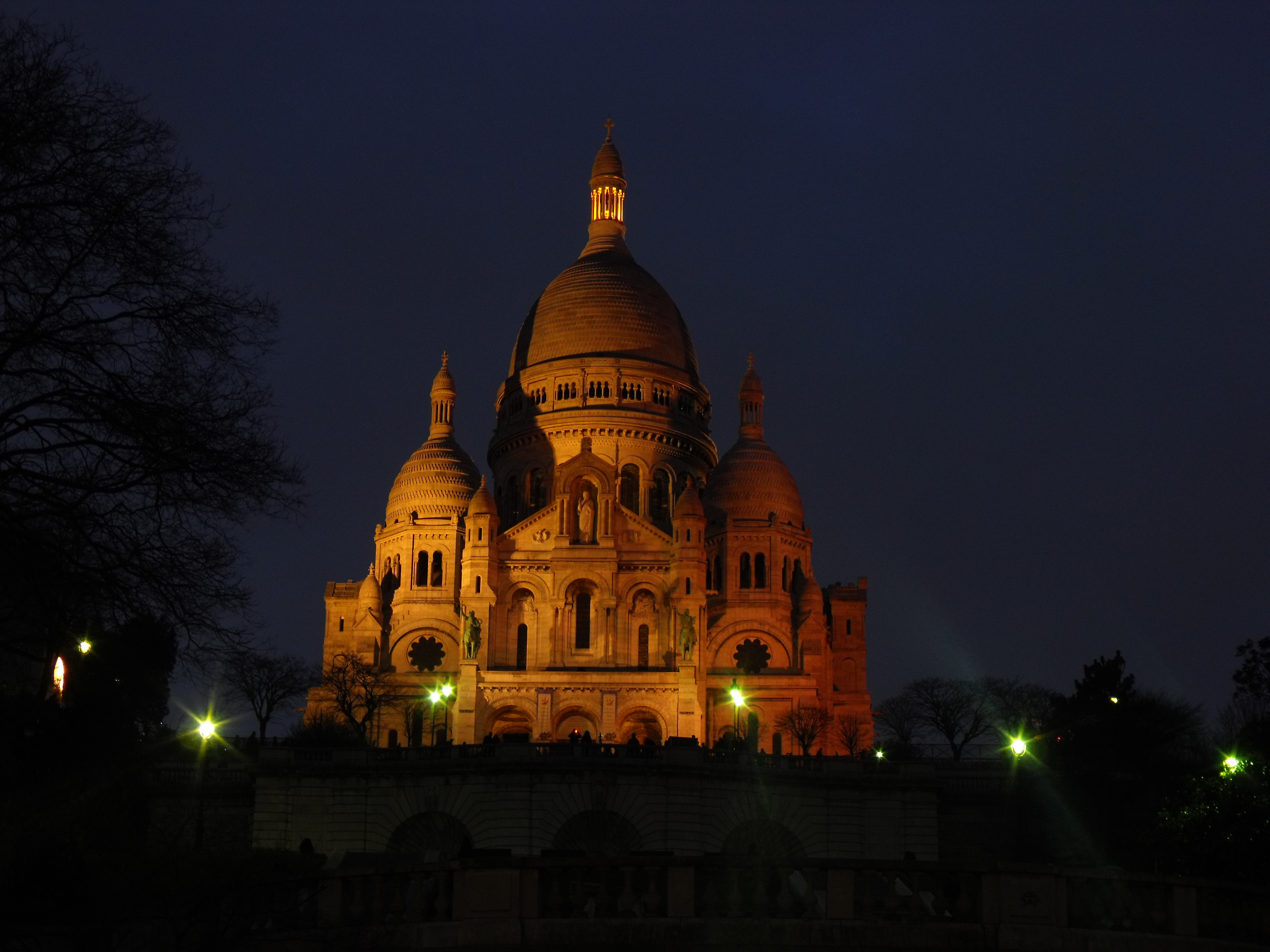 textured effect, the basilica, temple, the cathedral, spirituality, sacral, religion, 2K, christianity, building exterior, france, illuminated, tourism, HD Wallpaper