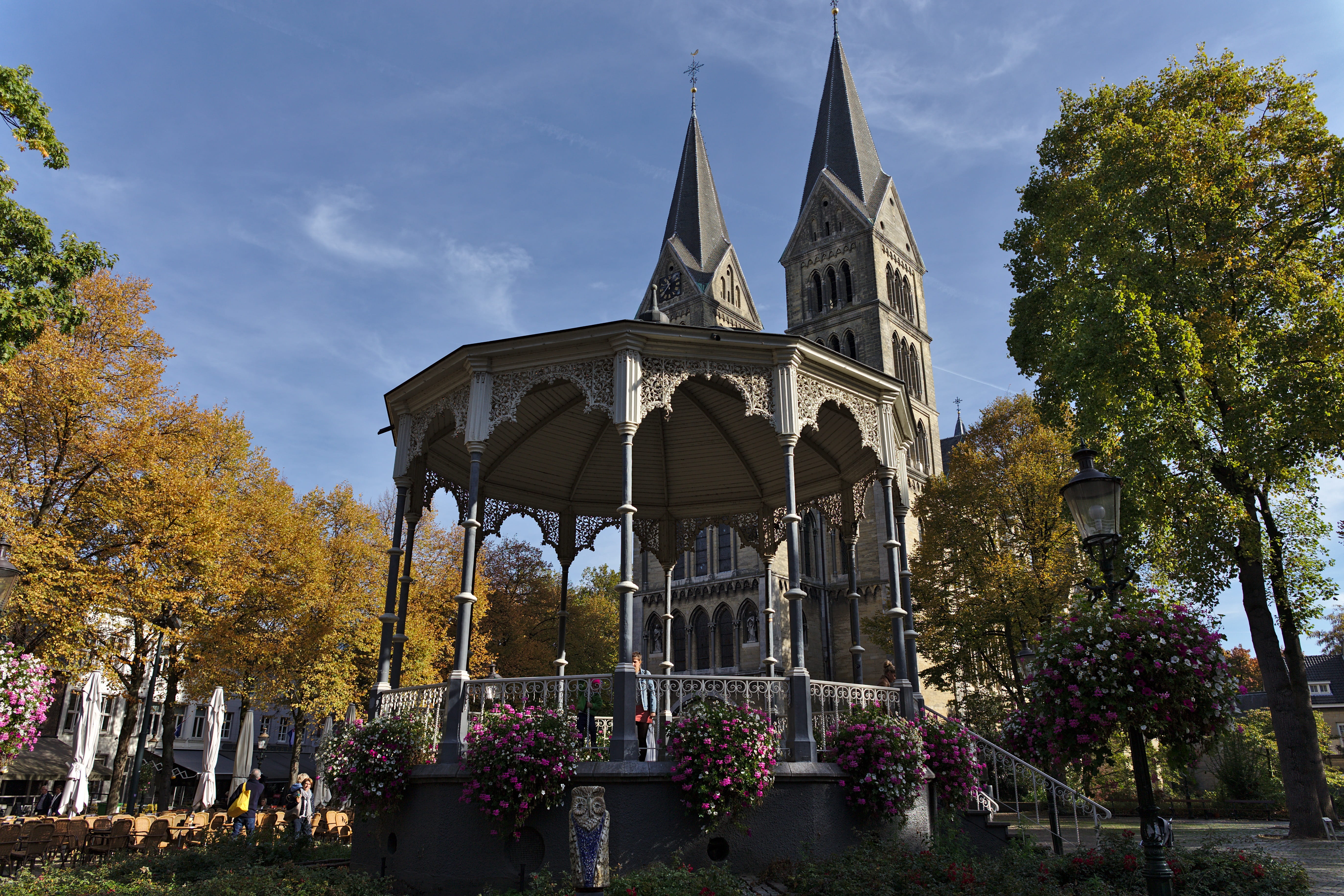religion, incidental people, church, travel destinations, 5K, spirituality, netherlands, change, day, tree, spire, low angle view, building, sky, plant, HD Wallpaper