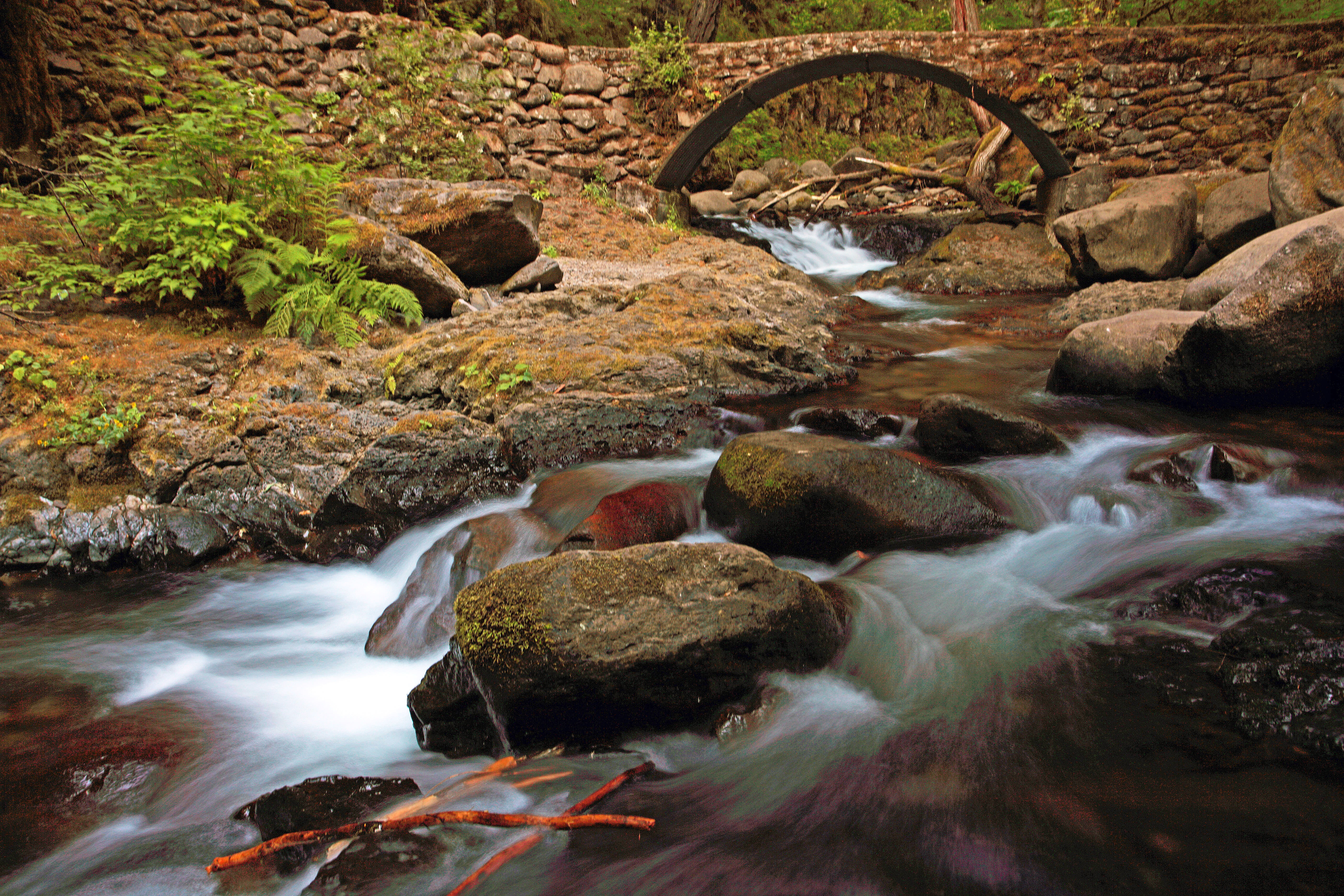 Bridge  River, Series, autumn, Brook, scenics, 5K, forest, rock - Object, waterfall, bridge, moss, outdoors, river, Canon  EOS  5D  Mark  II, nature, flowing, HD Wallpaper