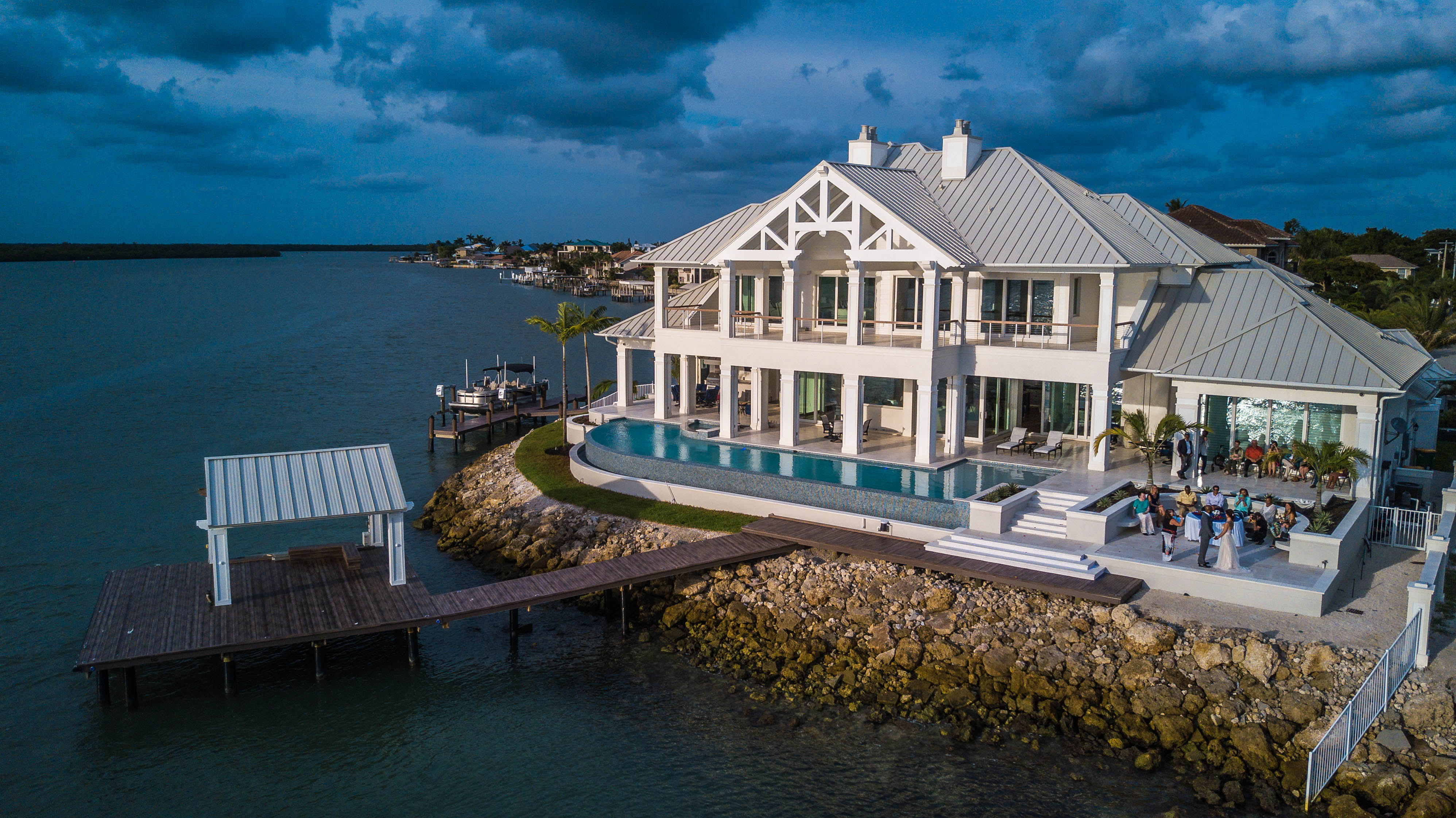 swimming pool, minimalist, sea, dji mavic, boat dock, nature, clean, no people, rock shore, mansion, built structure, home, clouds, outdoors, blue, beach, HD Wallpaper