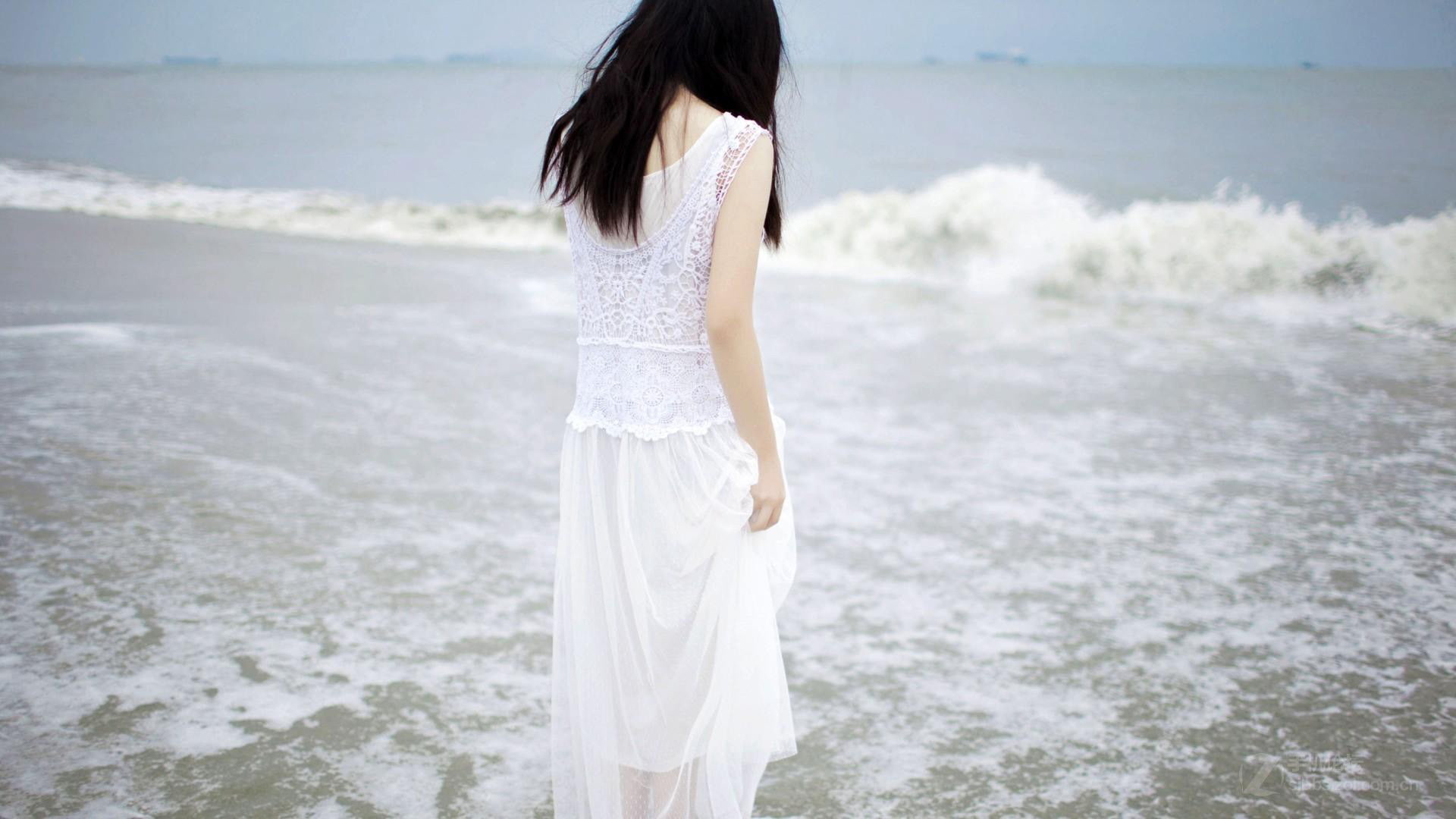 women on beach, women, model, white dress, long skirt, beach, Asian, 1080P, photography, waves, rear view, black hair, HD Wallpaper