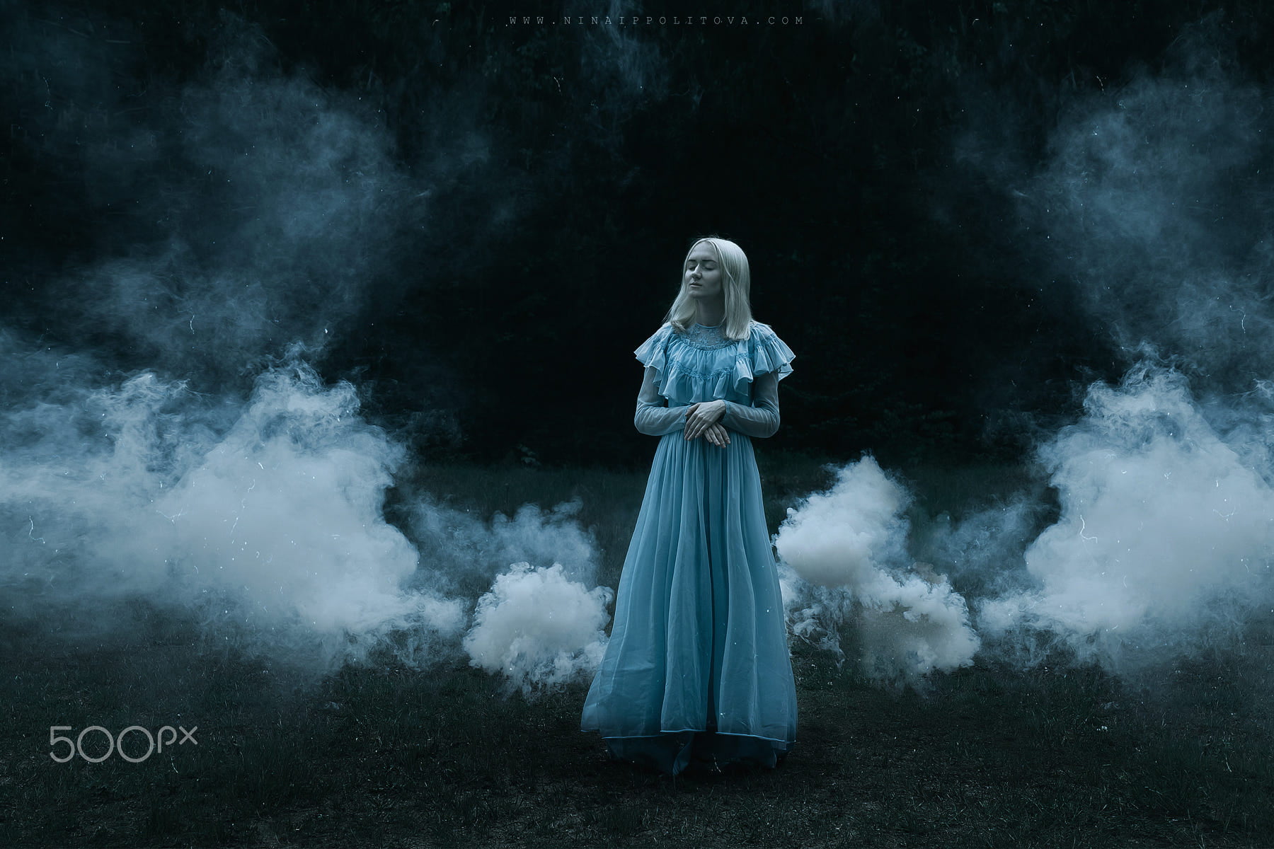 dress, Shirø Igarashi, black background, 720P, smoke - physical structure, ghost, fashion, dark, horror, halloween, celebration, spooky, model, full length, HD Wallpaper