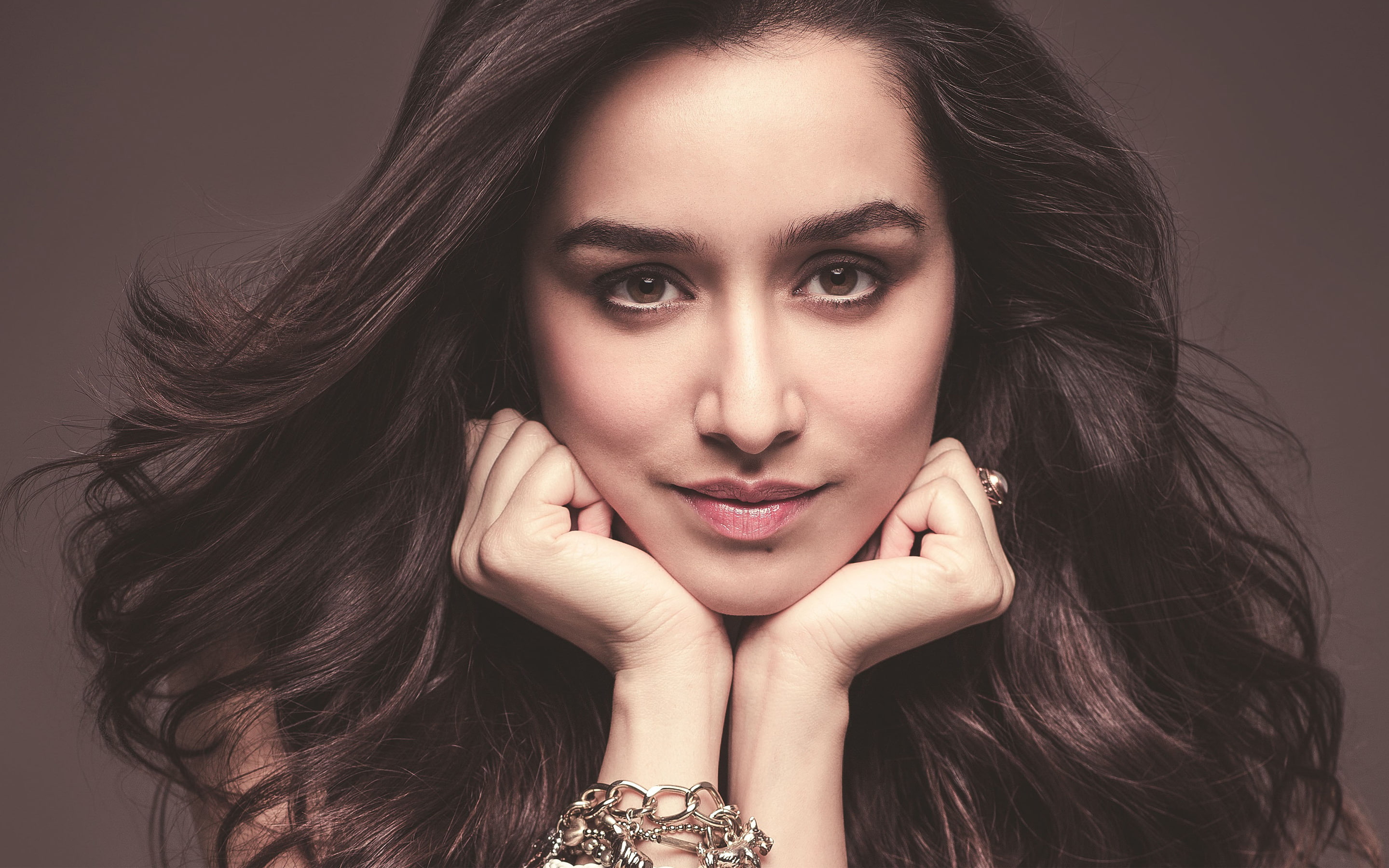 hair, black hair, human hair, 2K, looking at camera, Kapoor, adult, studio shot, k, 2016, beauty, beautiful woman, women, human face, glamour, Shraddha, HD Wallpaper