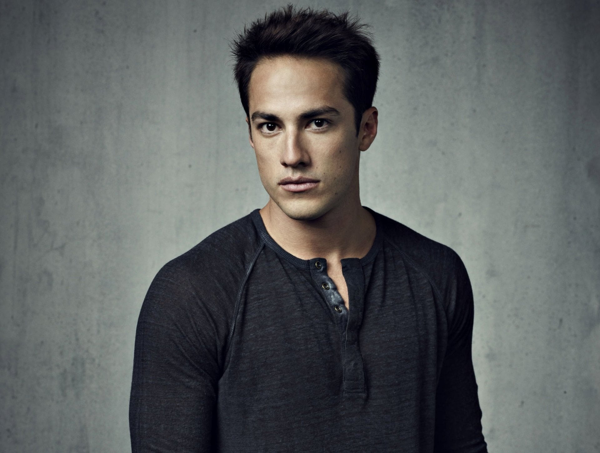 handsome, serious, long, michael trevino, gray, face, adult, beautiful people, standing, front view, indoors, contemplation, portrait, shirt, looking at camera, HD Wallpaper