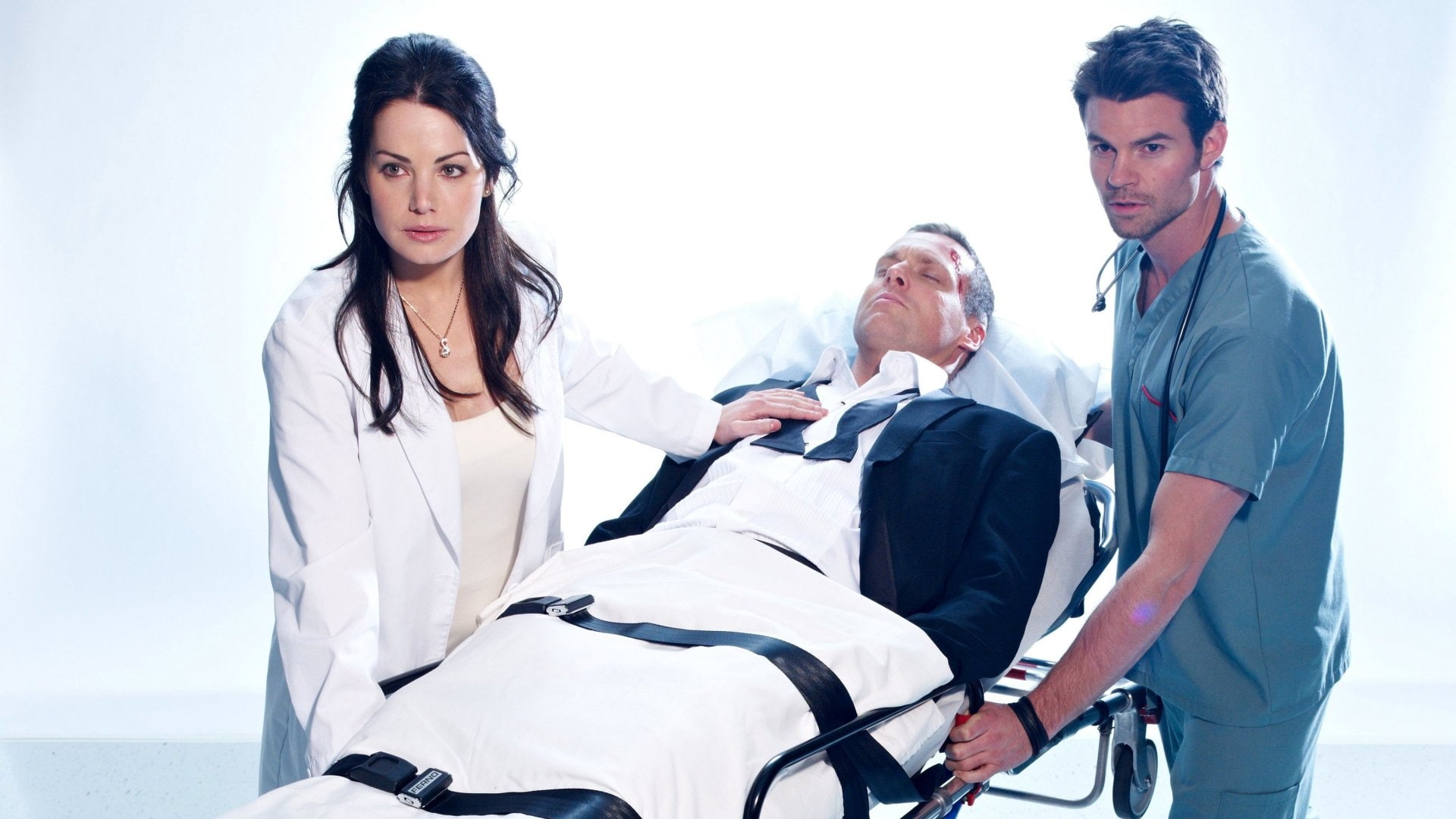 Michael Shanks, Erica Durance, TV Show, Daniel Gillies, Saving Hope, 1080P, HD Wallpaper