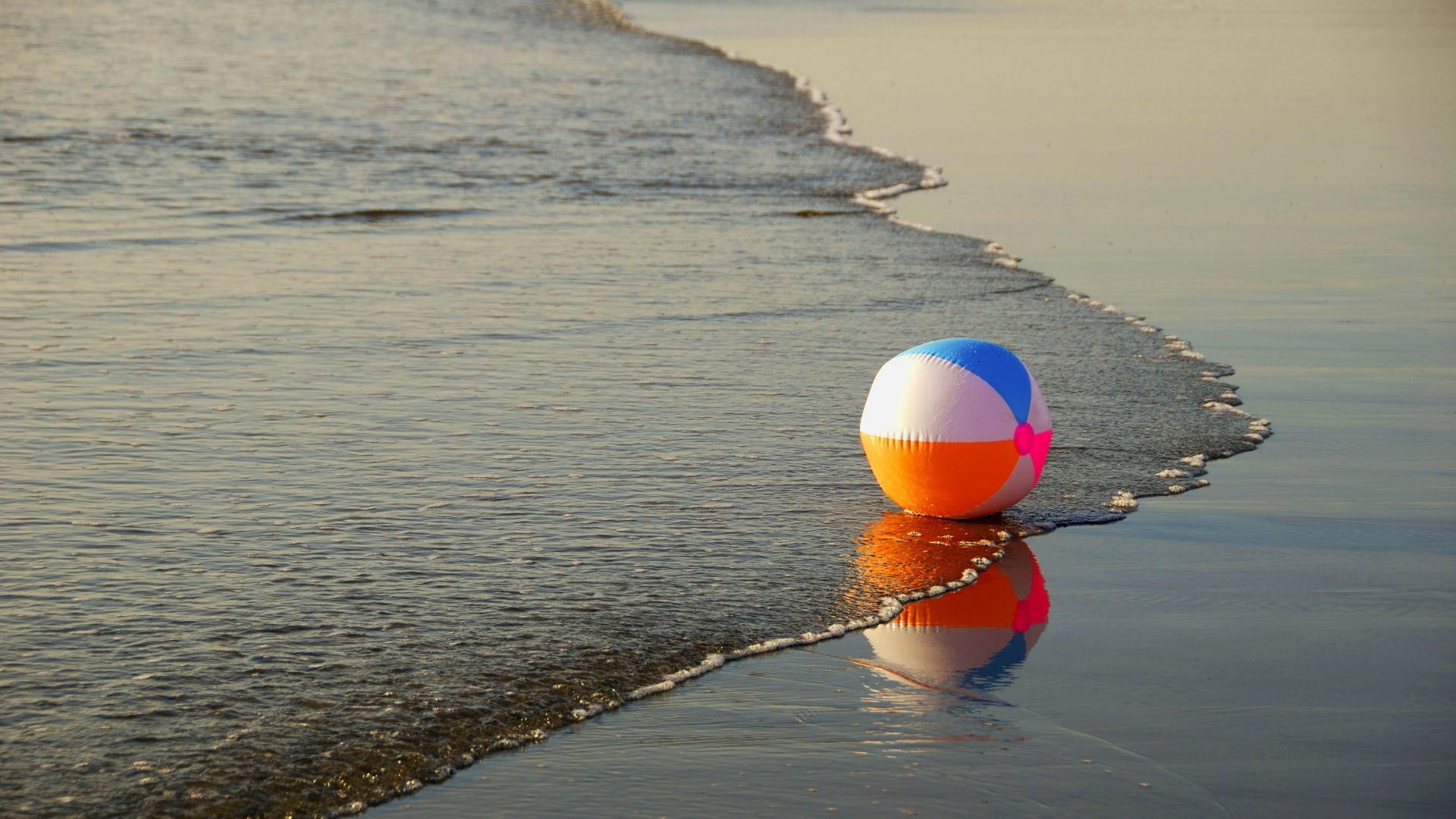 day, egg, safety, outdoors, blue, no people, tranquility, reflection, buoy, water, nature, orange color, scenics - nature, pink, waves, red, ball, white, HD Wallpaper
