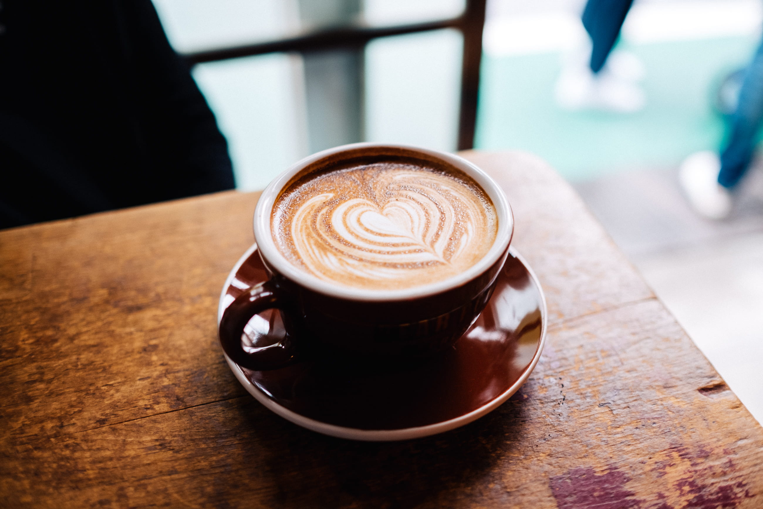 wood - material, mug, saucer, photography, coffee, crockery, cappuccino, still life, filled, brown, ceramic, indoors, caffeine, refreshment, art, food and drink, HD Wallpaper