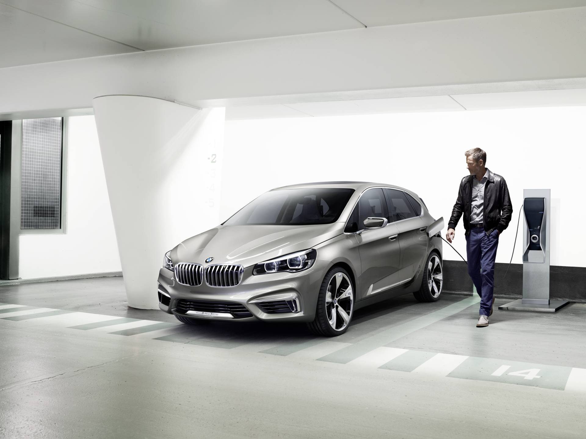 concept, bmw, car, 1080P, tourer, active, HD Wallpaper