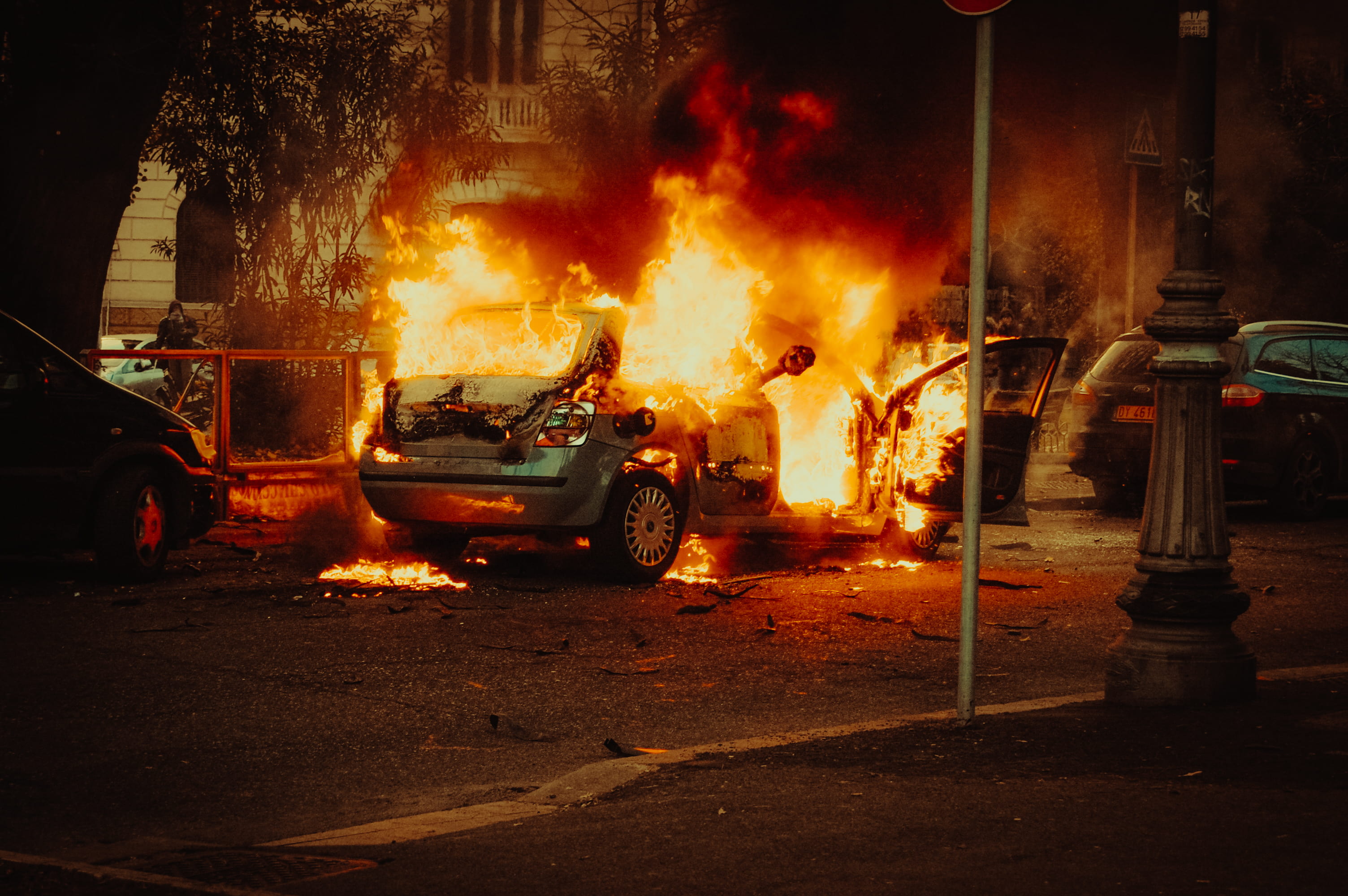 damaged, warning sign, 2K, land vehicle, destruction, motor vehicle, architecture, vehicle, flame, heat - temperature, house, nature, street, covered, HD Wallpaper