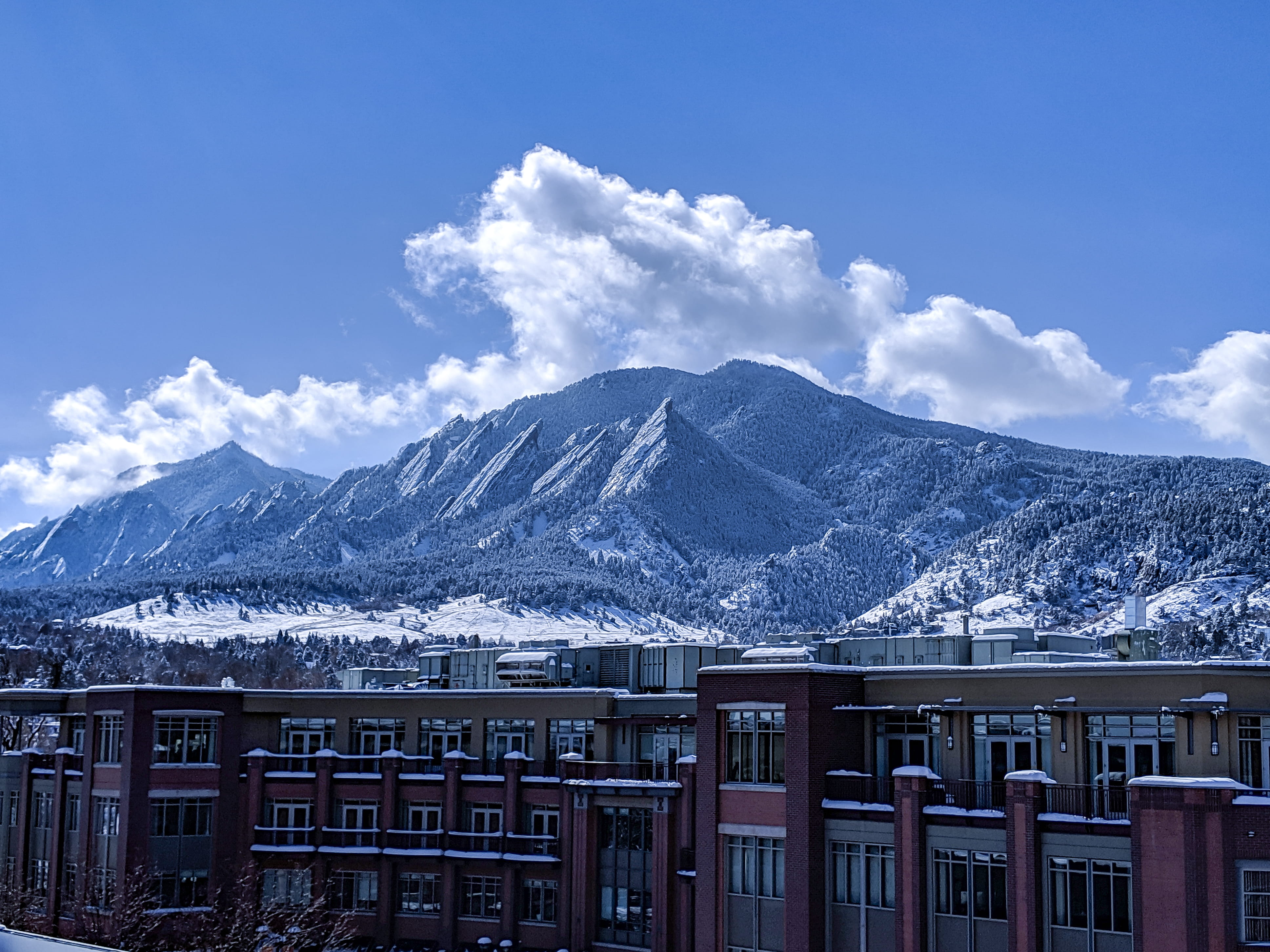 beauty in nature, building exterior, haze mountain, mountain range, day, apartment, snowcapped mountain, snow, architecture, scenics - nature, cold temperature, HD Wallpaper