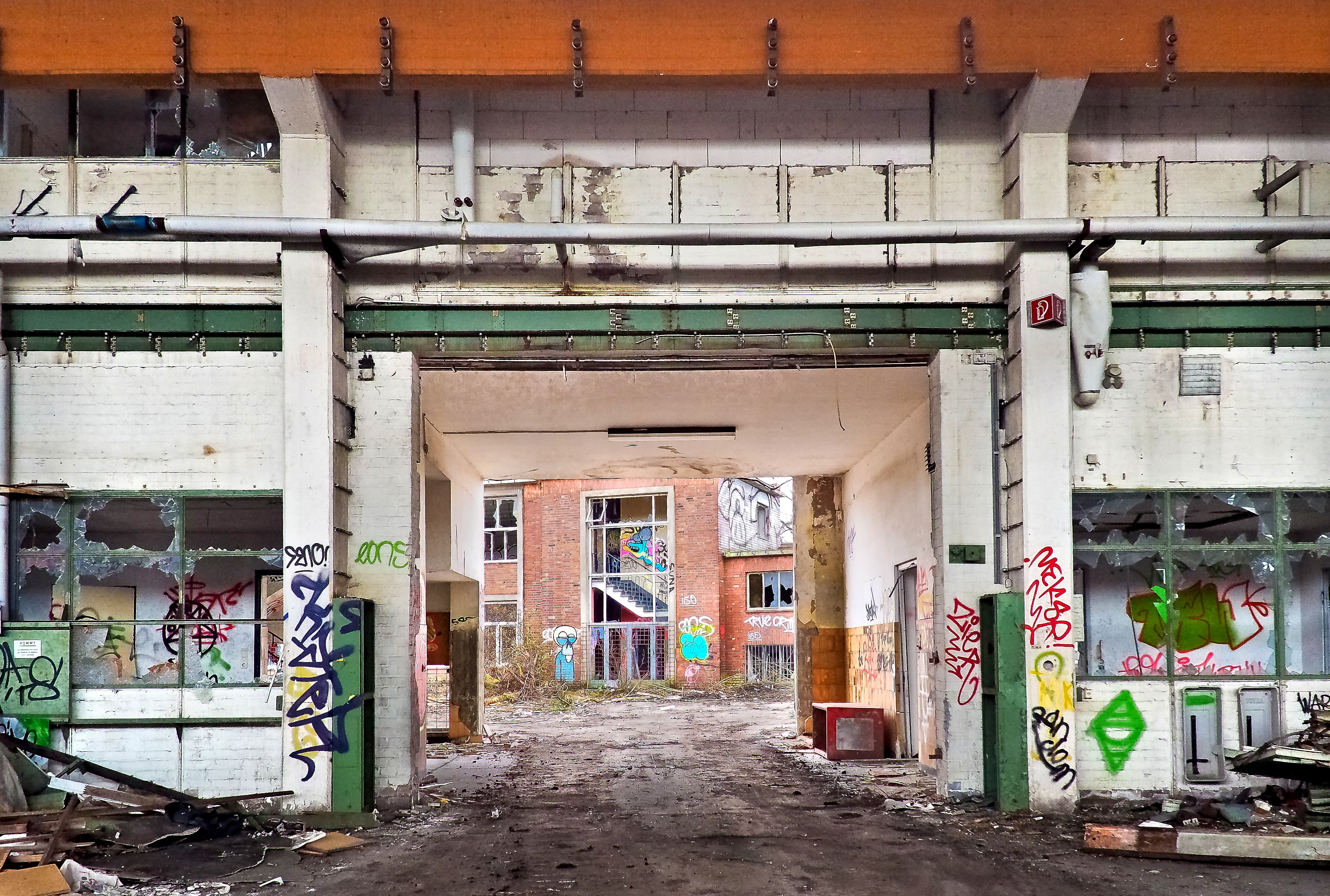 factory building, outdoors, the way forward, rooms, lost places, architectural column, run down, wall - building feature, entrance, city, text, old, dirt, HD Wallpaper