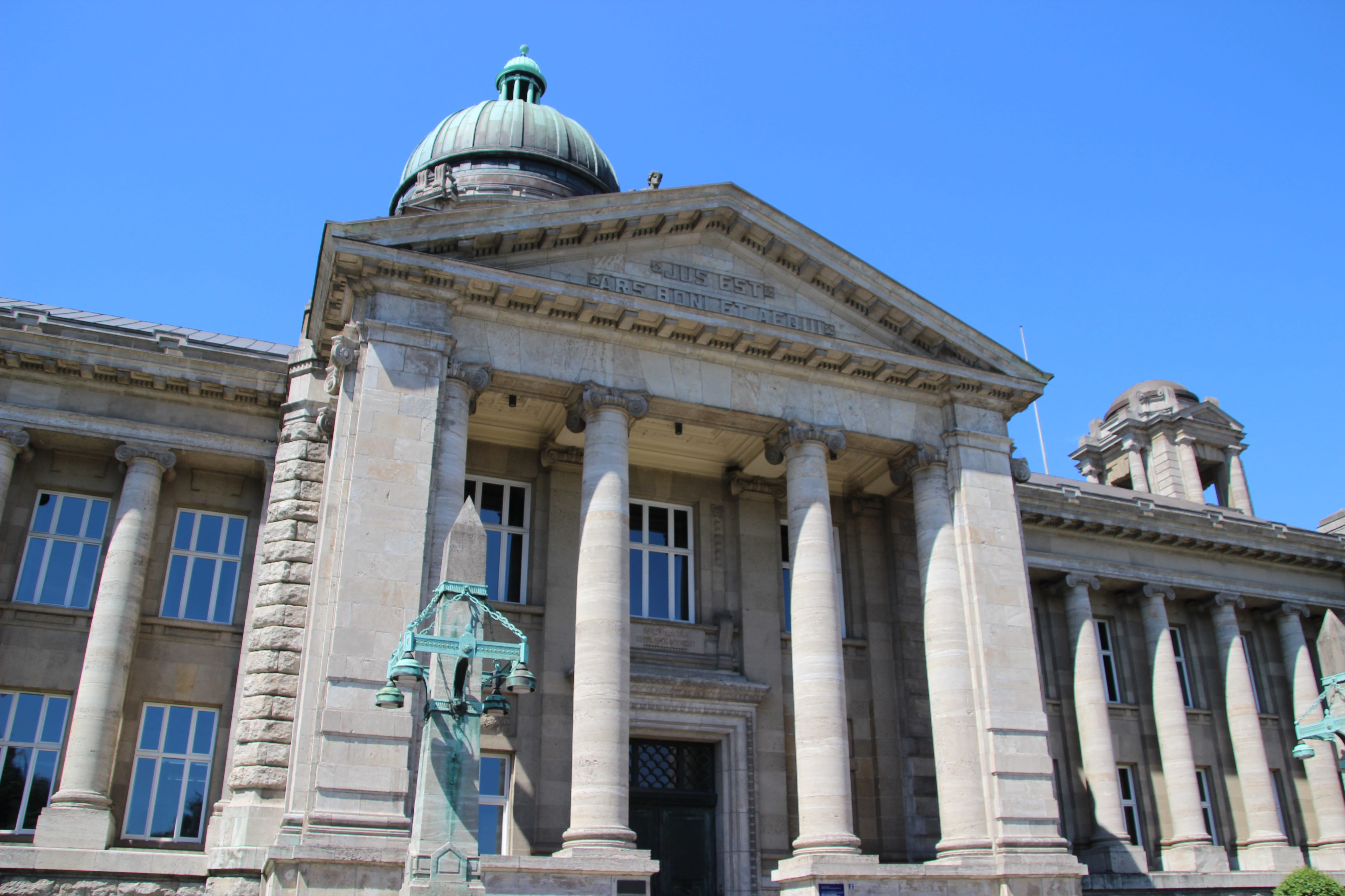 outdoors, travel destinations, upper border, 5K, travel, hanseatic city, city, courthouse, the past, facade, tourism, history, old court, day, sky, built structure, HD Wallpaper