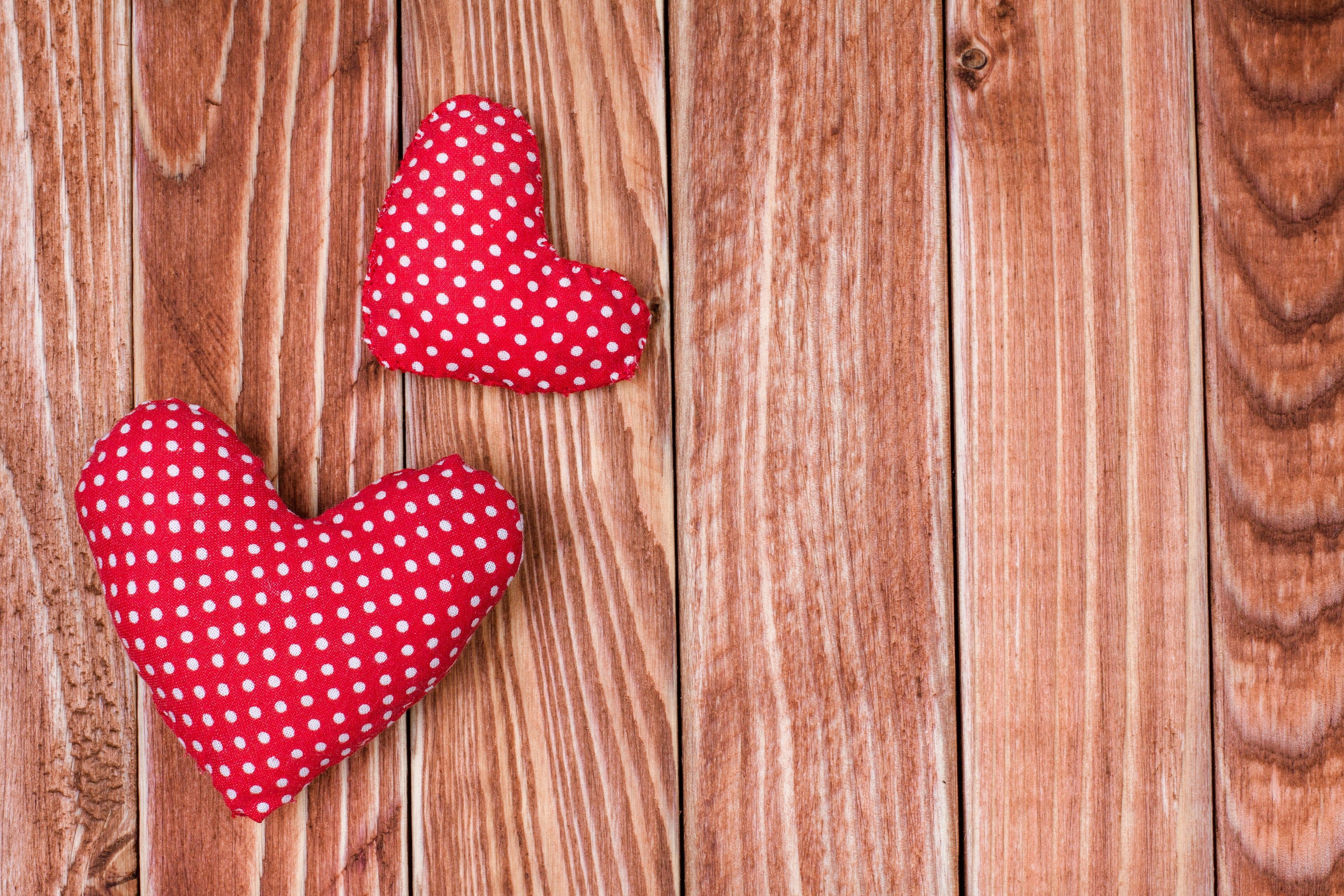 fullscreen, wooden, heart, hearts, mood, s, 2K, background, toy, widescreen, HD Wallpaper