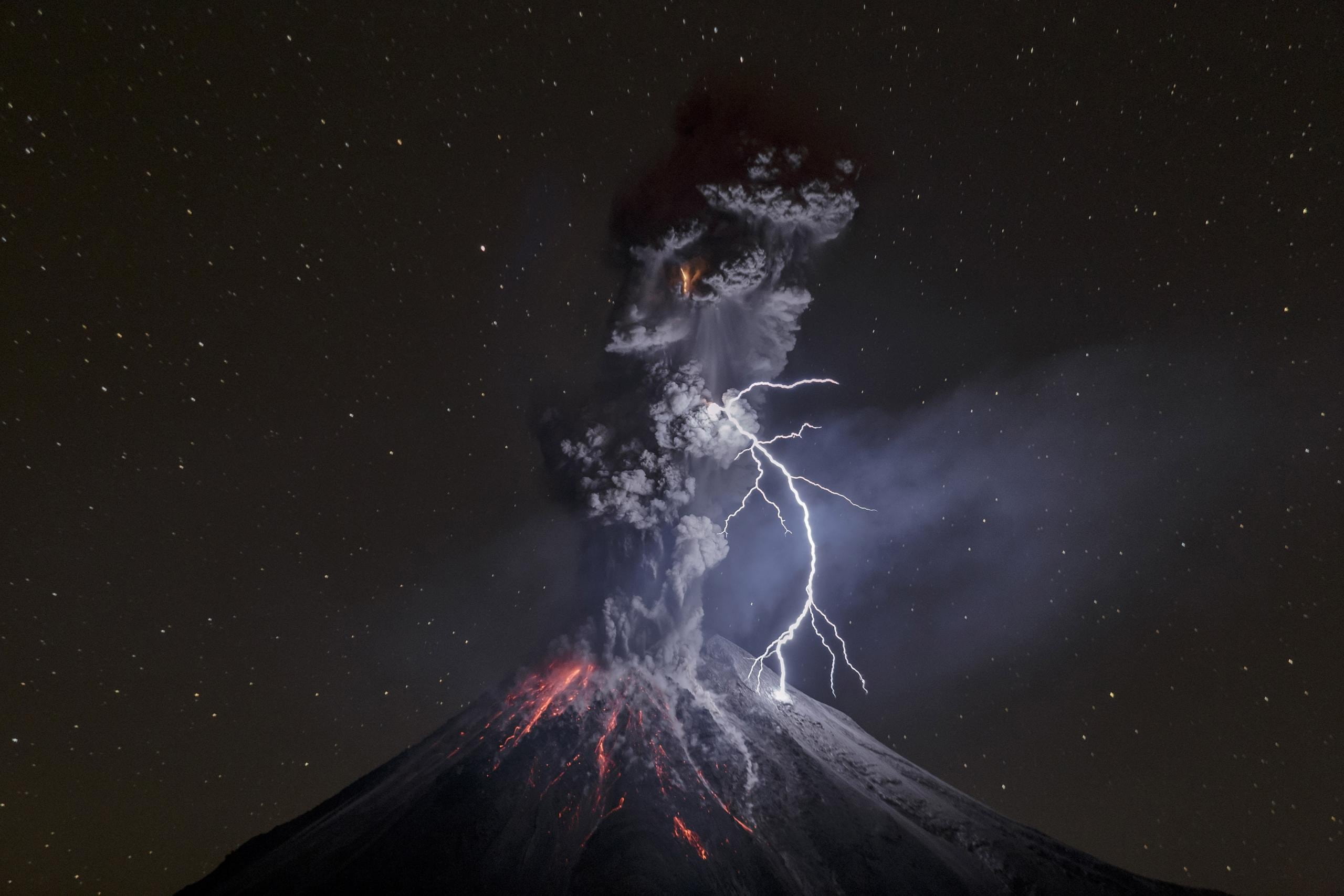 outdoors, mx, long exposure, lightning, nature, no people, volcano, erupting, power in nature, motion, cloud - sky, mountain, power, of, beauty in nature, HD Wallpaper