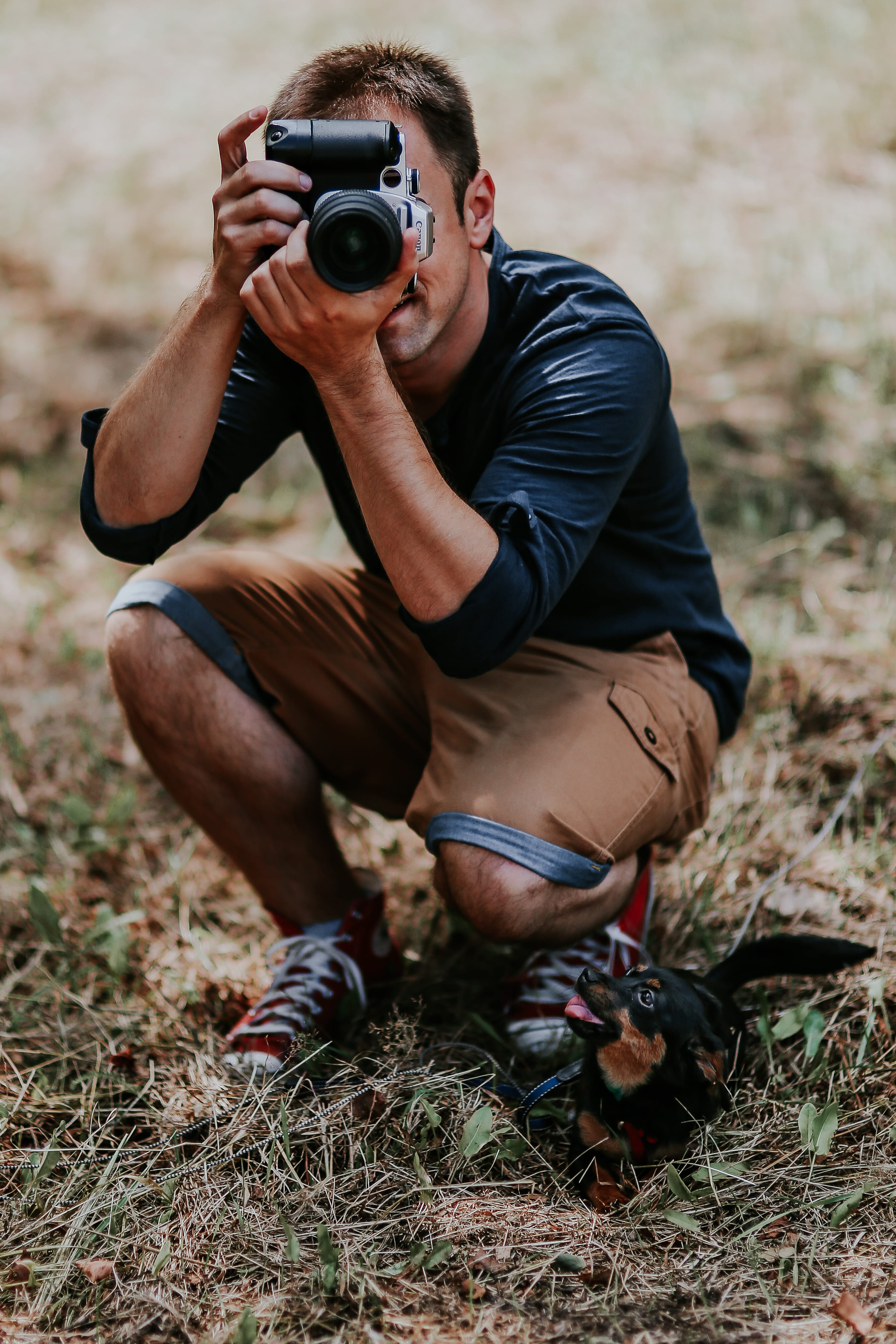 photographing, lifestyles, photography Themes, photos, adults only, technology, skill, work, front view, model, photography, Photographer, men, day, real people, Phone HD Wallpaper