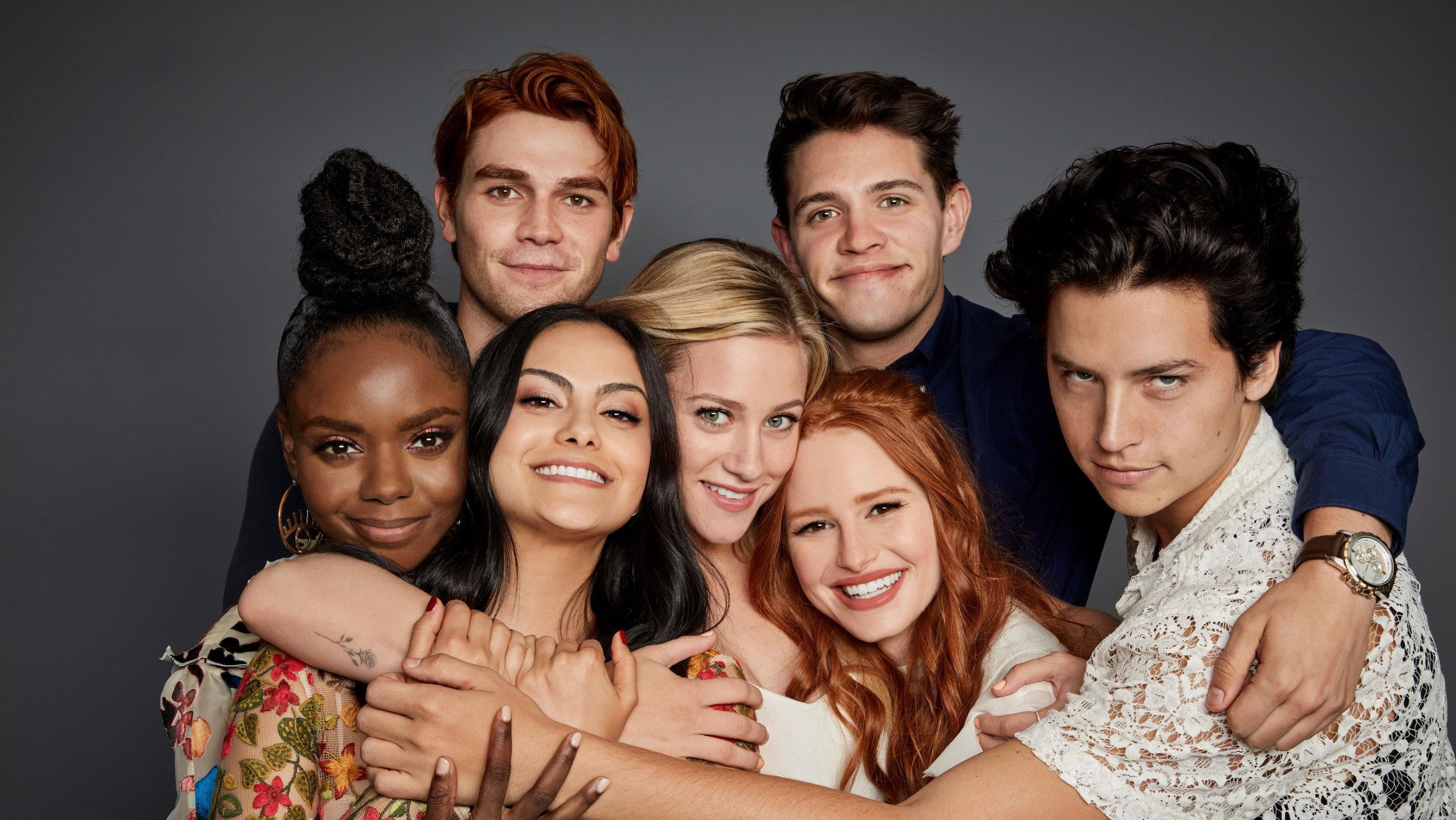 Archie Andrews, togetherness, indoors, Kevin Keller, Casey Cott, Veronica Lodge, beautiful woman, young adult, adult, Betty Cooper, the series, Camila Mendes, HD Wallpaper