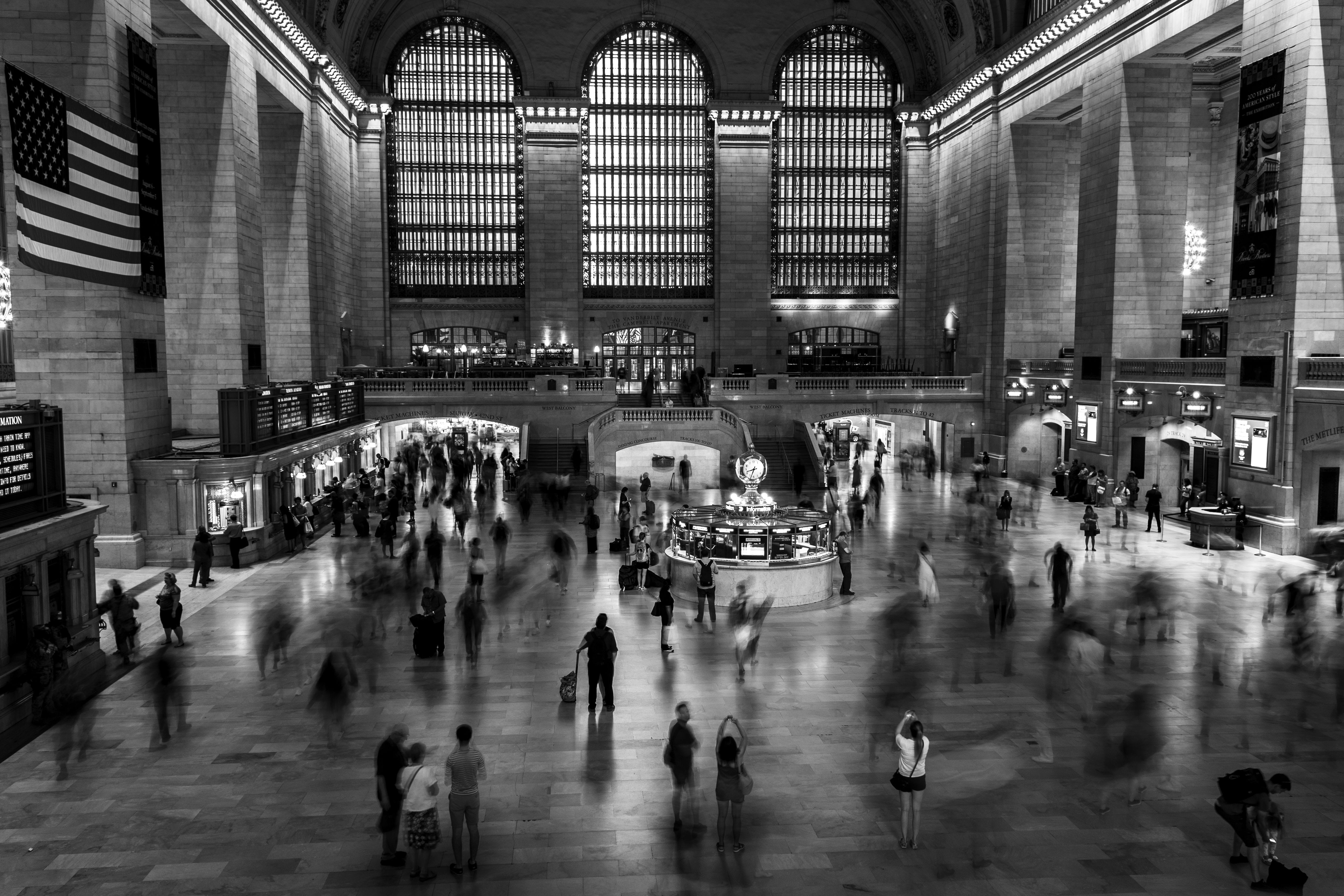 black and white, large group of people, train station, rush hour, group of people, travel destinations, transportation, bnw, grand central, rushhour, gare, HD Wallpaper