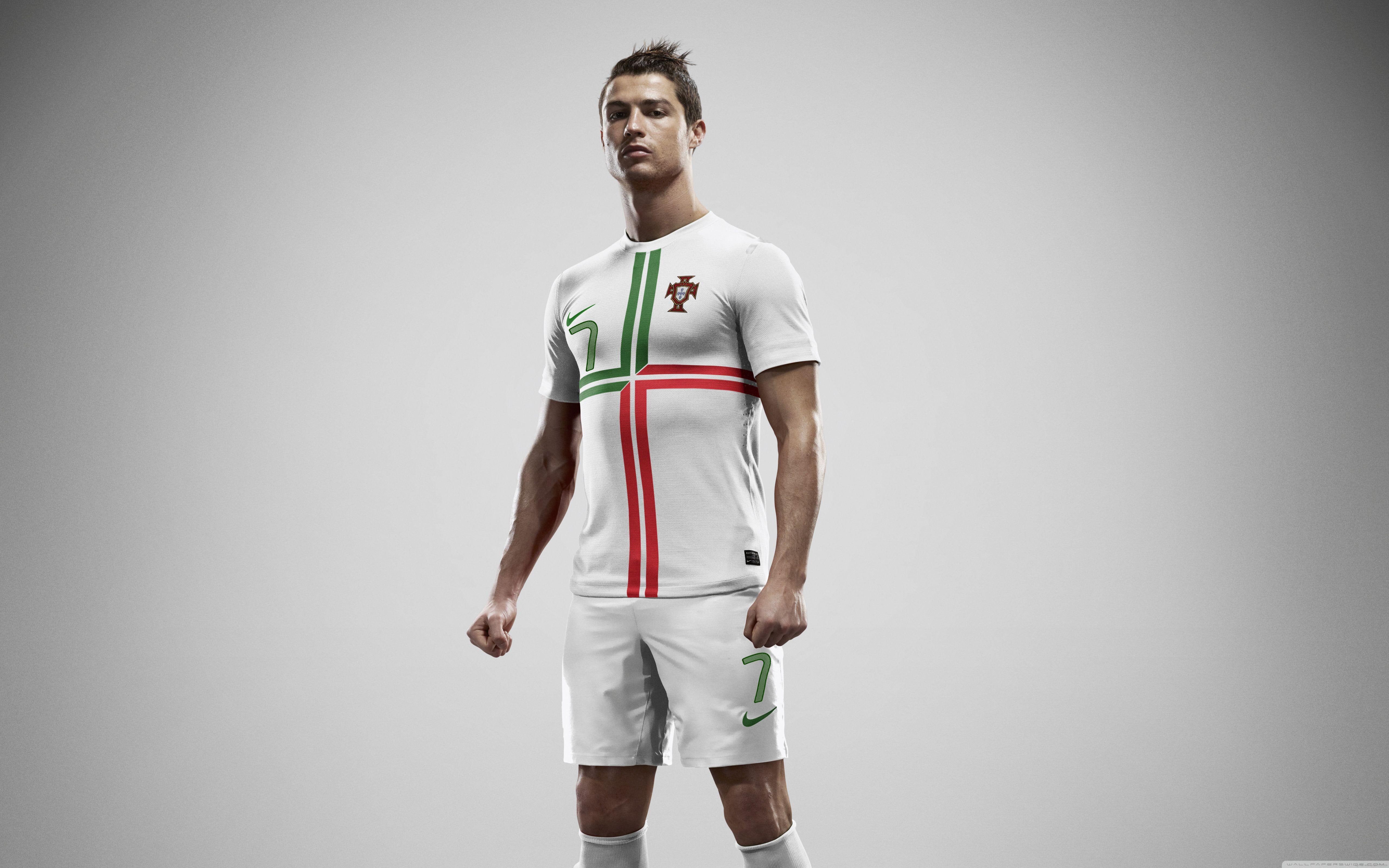celebrity, s, soccer, man, jersey, white, football, cristiano, sport, men, 5K, ronaldo, HD Wallpaper