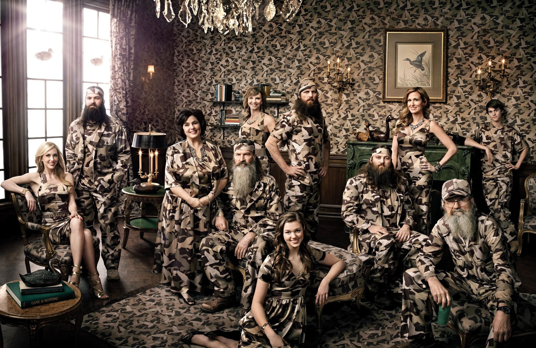 people, 1080P, young adult, Duck Dynasty, males, adolescence, standing, young men, architecture, young women, crowd, women, adult, indoors, large group of people, HD Wallpaper
