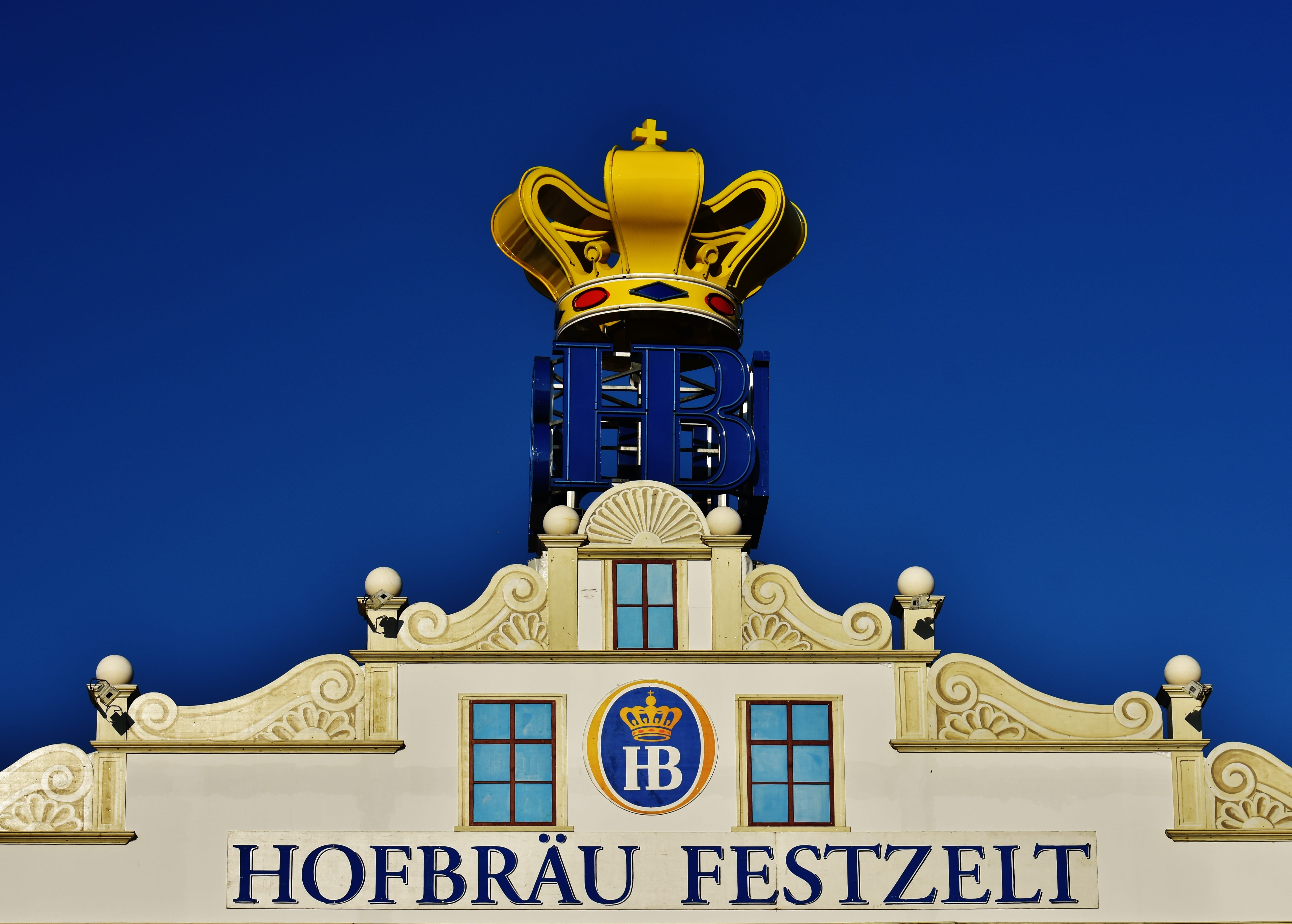 city, sunny, crown, hofbräuhaus, white color, large, building, outdoors, hofbrau, festzelt, munich, funny, drink, marquee, ornate, the past, chapel, tent, HD Wallpaper