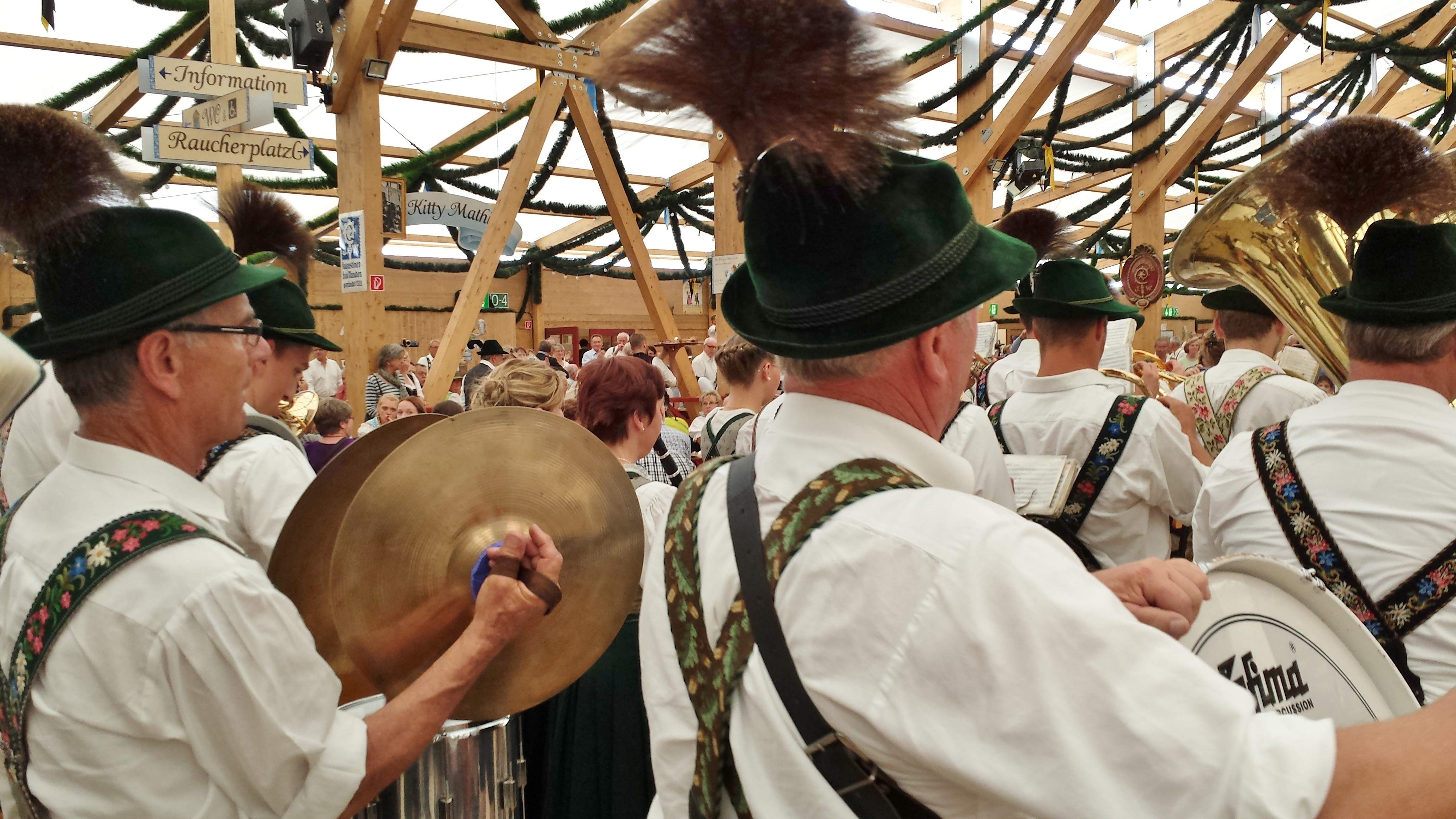 rear view, group of people, road, tradition, architecture, drum, women, men, band, real people, outdoors, bugle, brass band, built structure, 4K, parading, HD Wallpaper