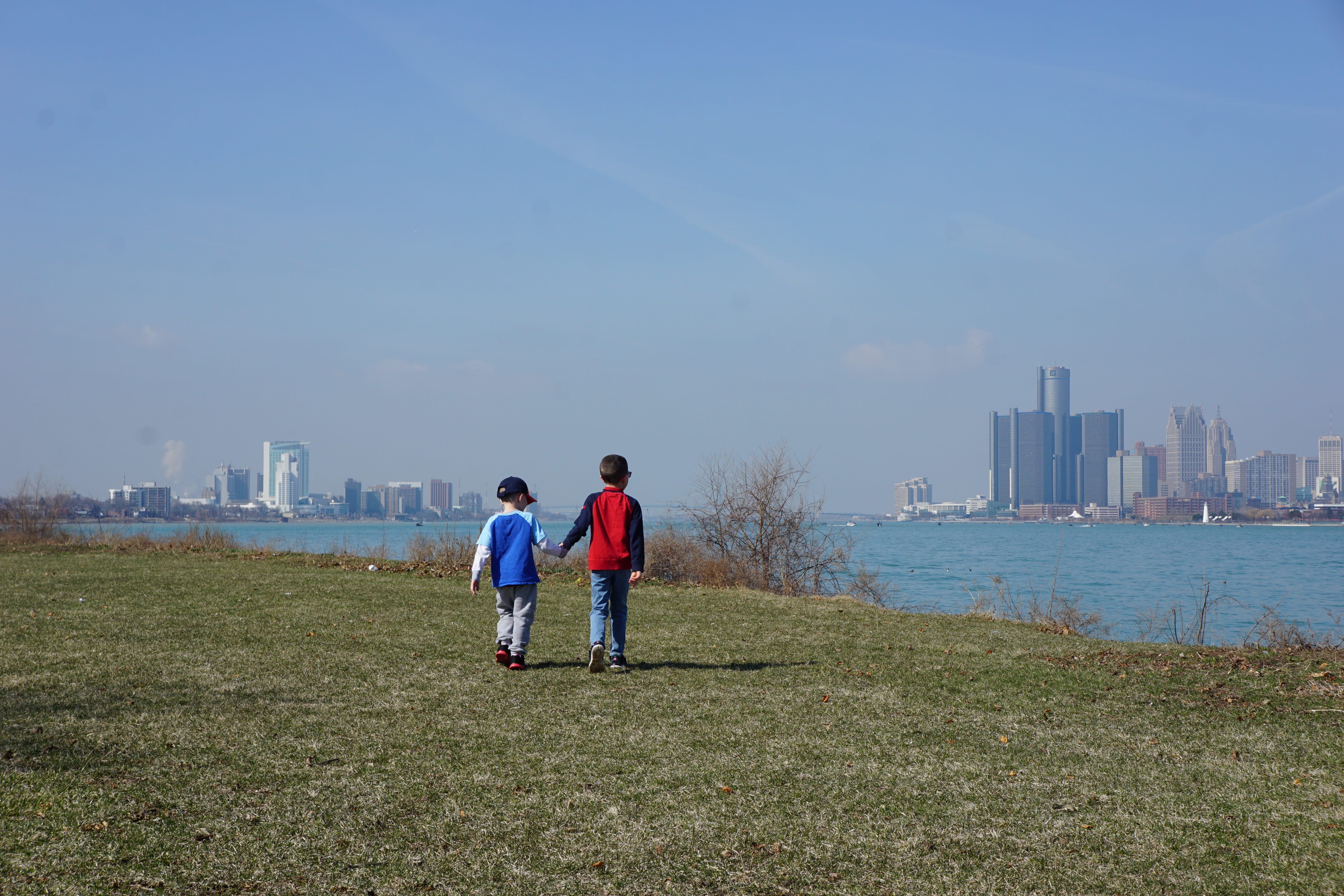 son, brothers, leisure activity, detroit skyline, office building exterior, water, renaissance, real people, positive emotion, two people, bonding, springtime, HD Wallpaper