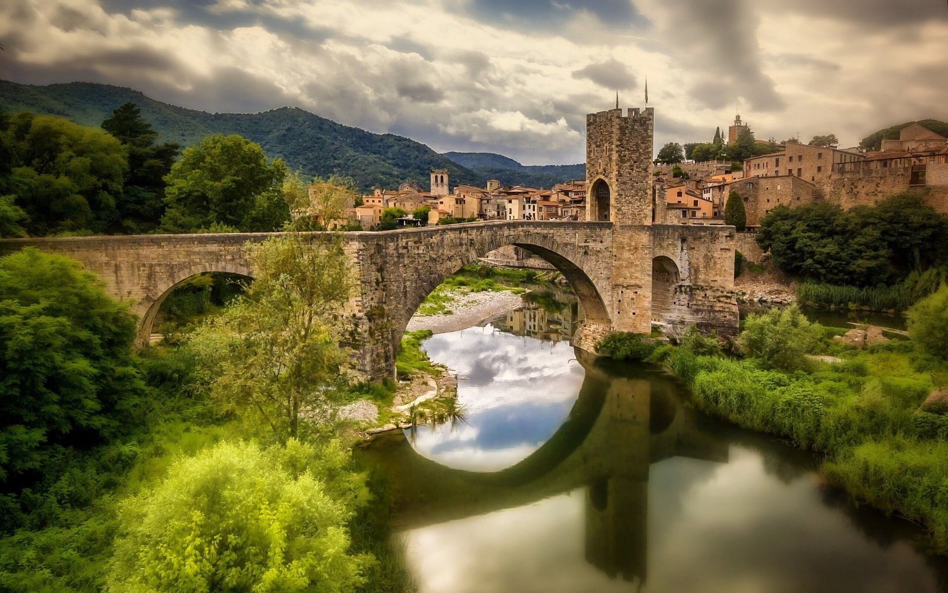 world, besalu catalonia, 1080P, Spain, europe, girona, 1920x1200, catalonia, HD Wallpaper