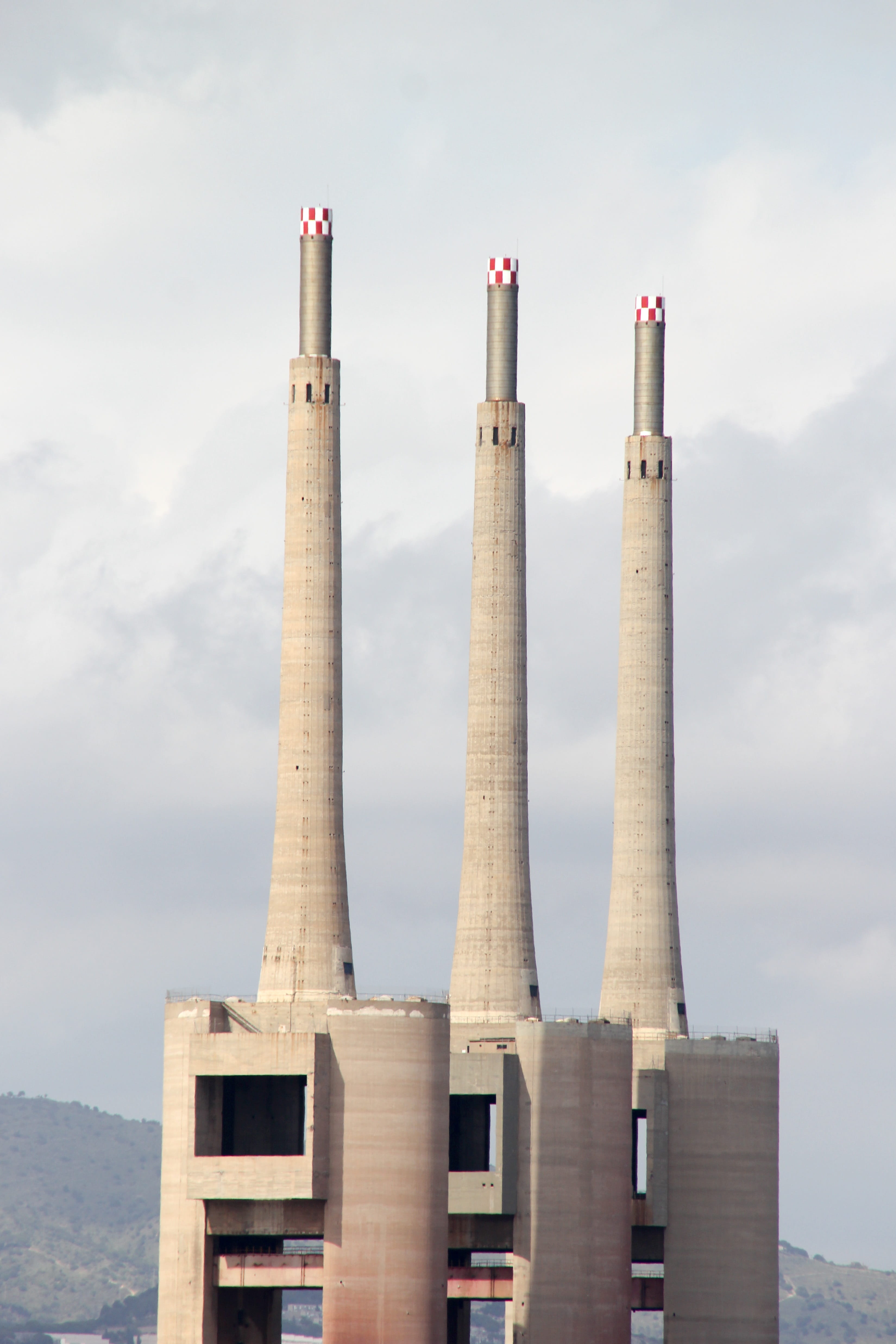 barcelona, badalona, history, spain, factory, architectural column, building exterior, industry, energy, tall - high, built structure, three chimneys, smoke stack, Phone HD Wallpaper
