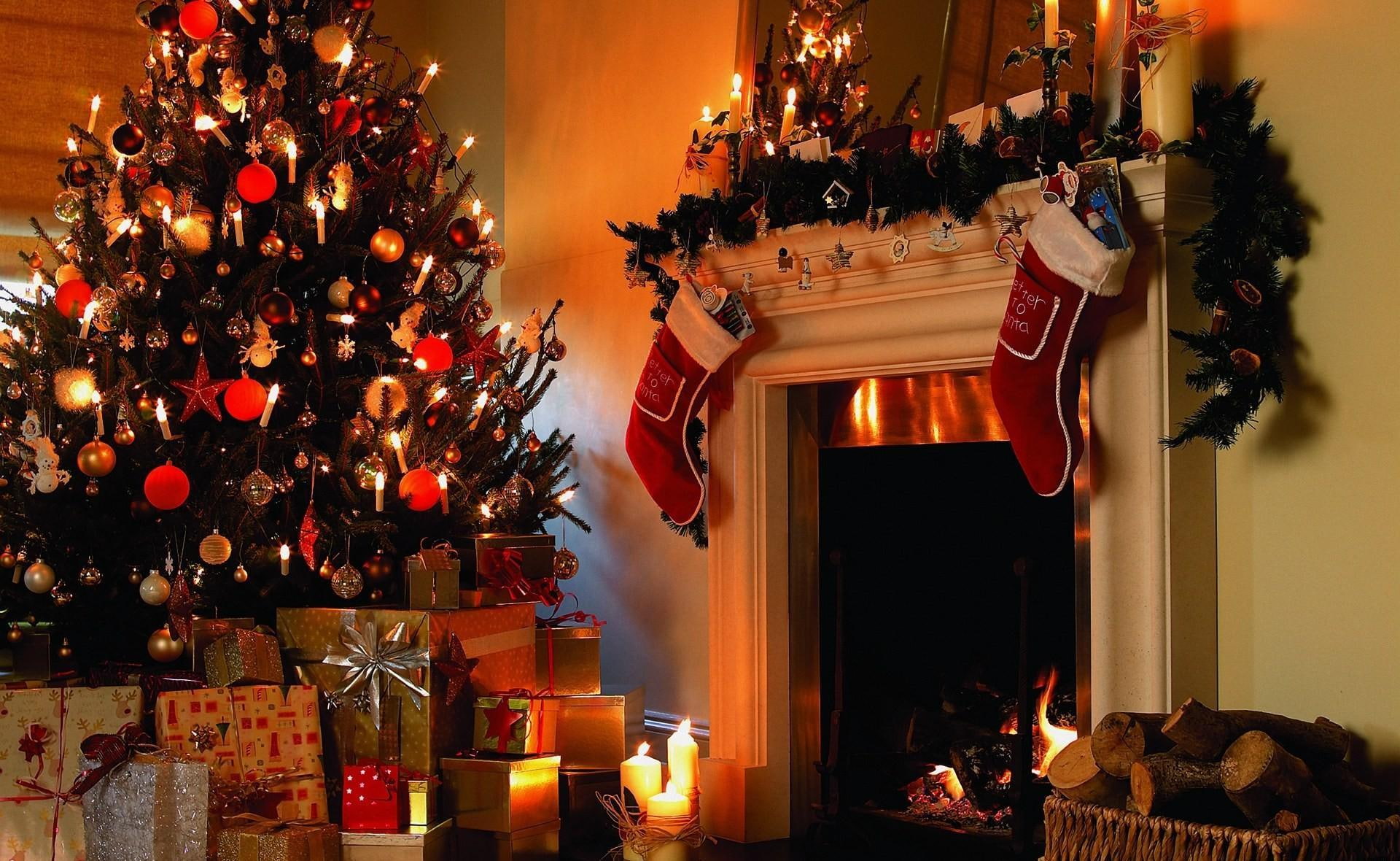 christmas, fireplace, 1080P, tree, firewood, candles, gifts, holiday, christmas tree, stockings, HD Wallpaper