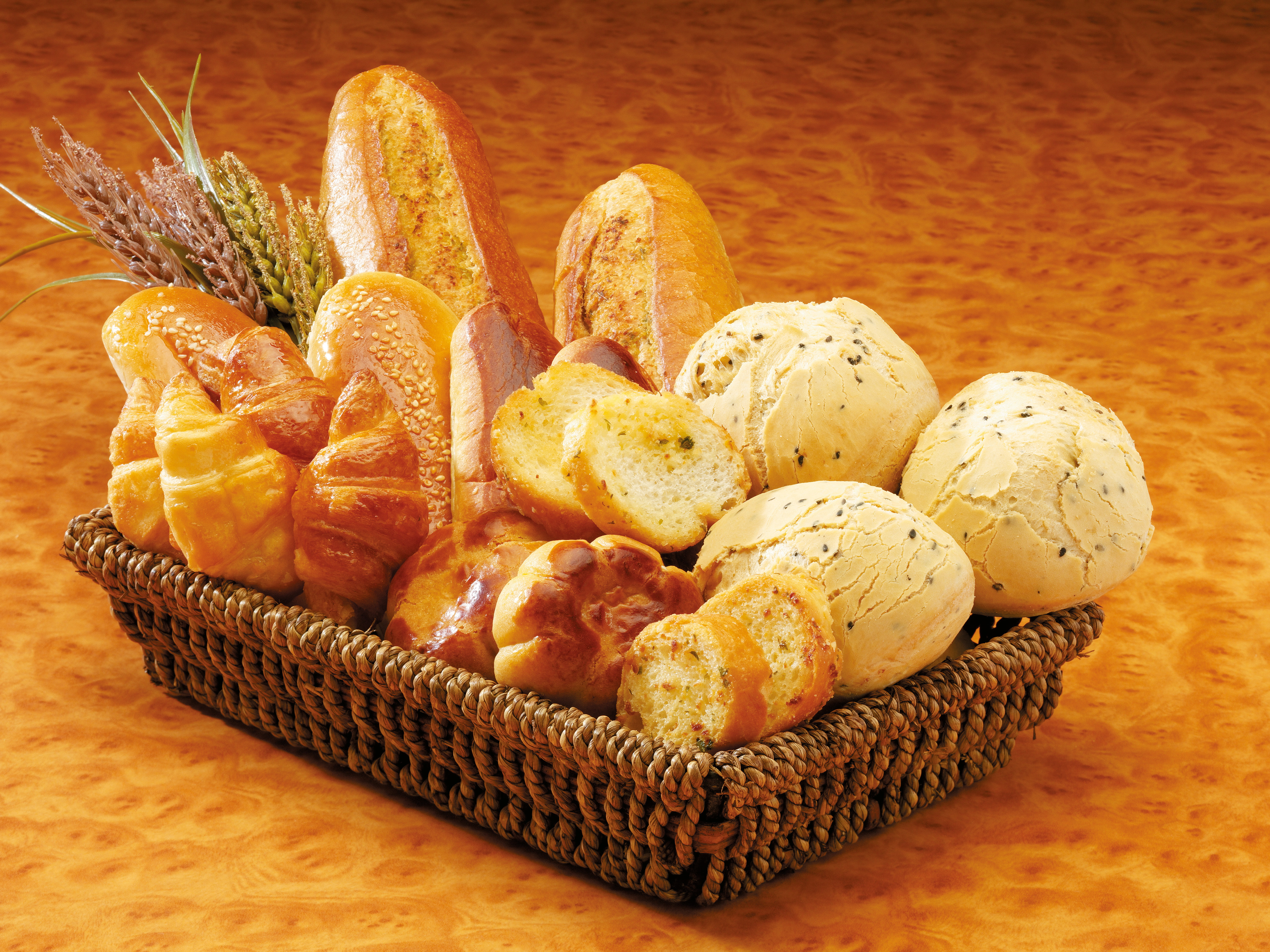 cakes, bread, basket, chunks, muffin, loaves, buns, 5K, HD Wallpaper